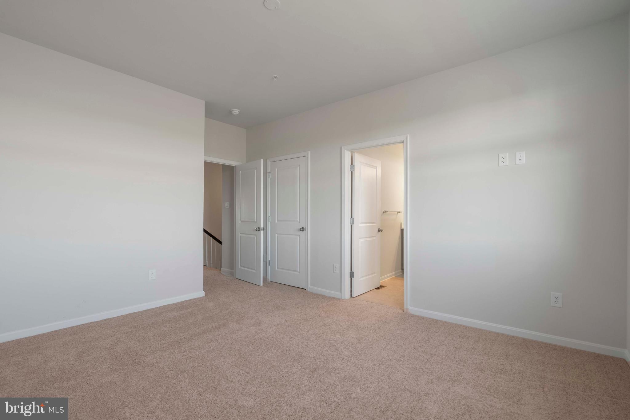 RENN QUARTER - Residential Lease