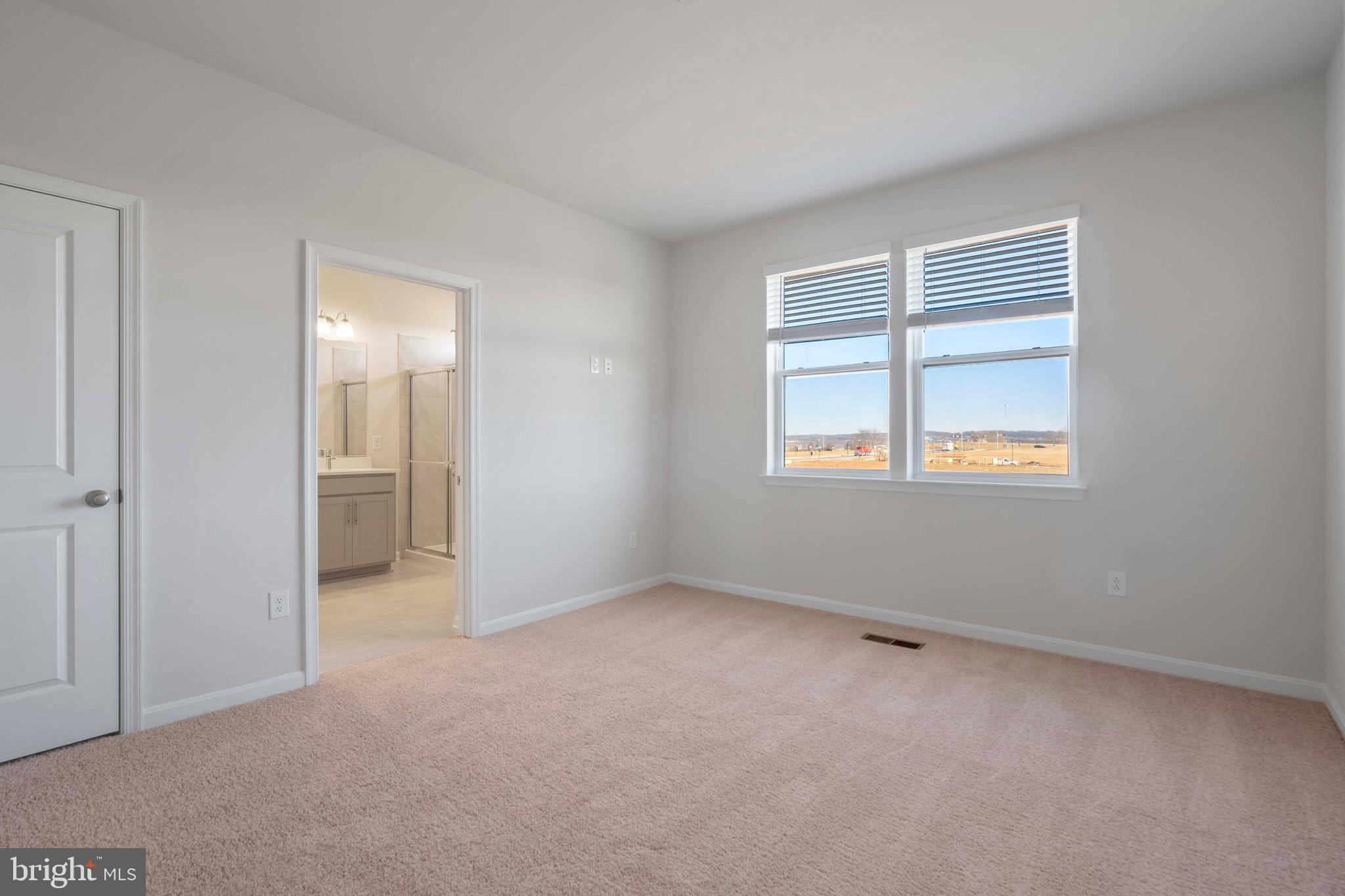 RENN QUARTER - Residential Lease