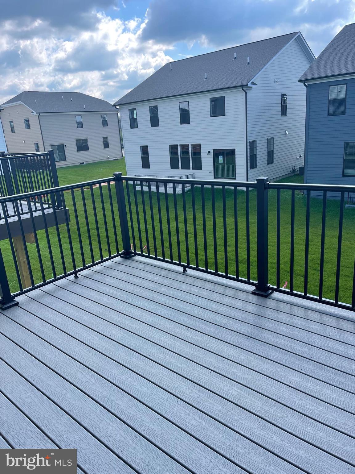 RENN QUARTER - Residential Lease