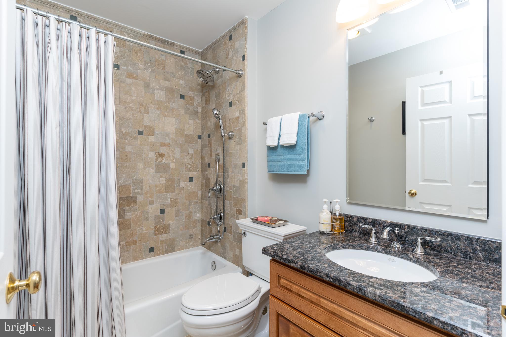 SOUTH RIDING - Residential