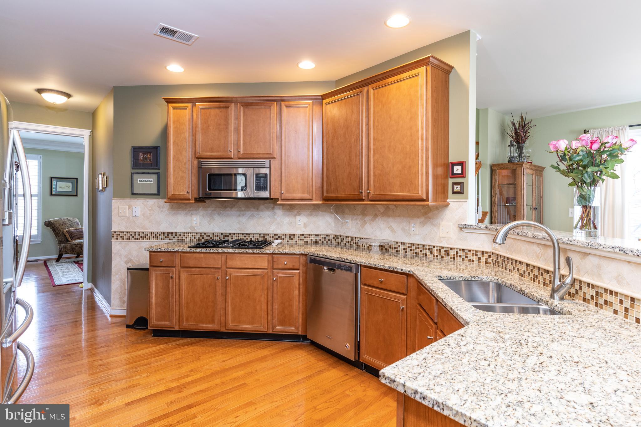 SOUTH RIDING - Residential