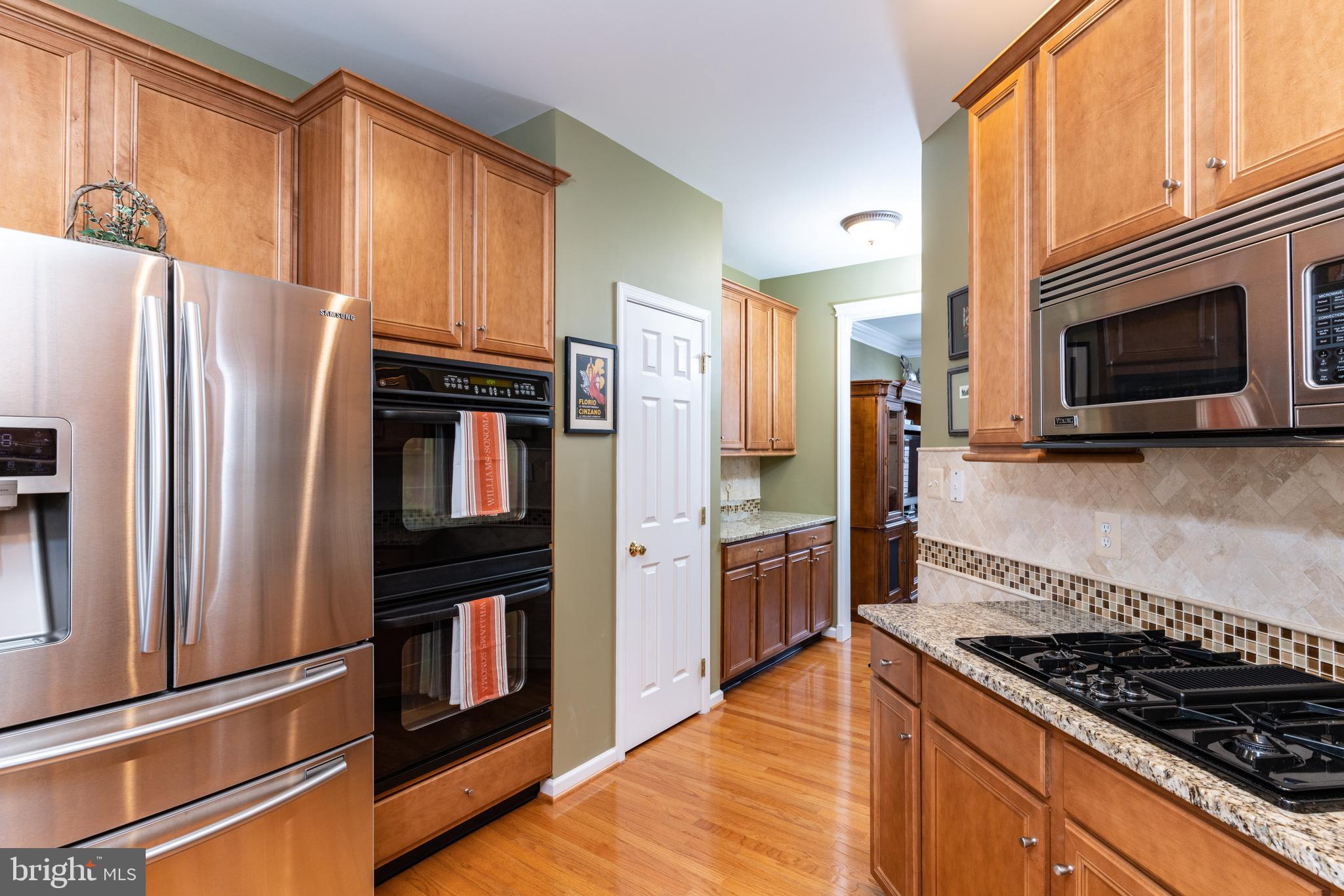 SOUTH RIDING - Residential