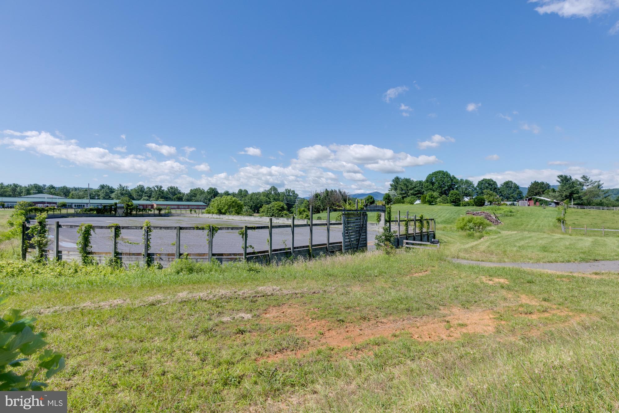 RAPPAHANNOCK/ WASHINGTON VIRGINIA - Farm