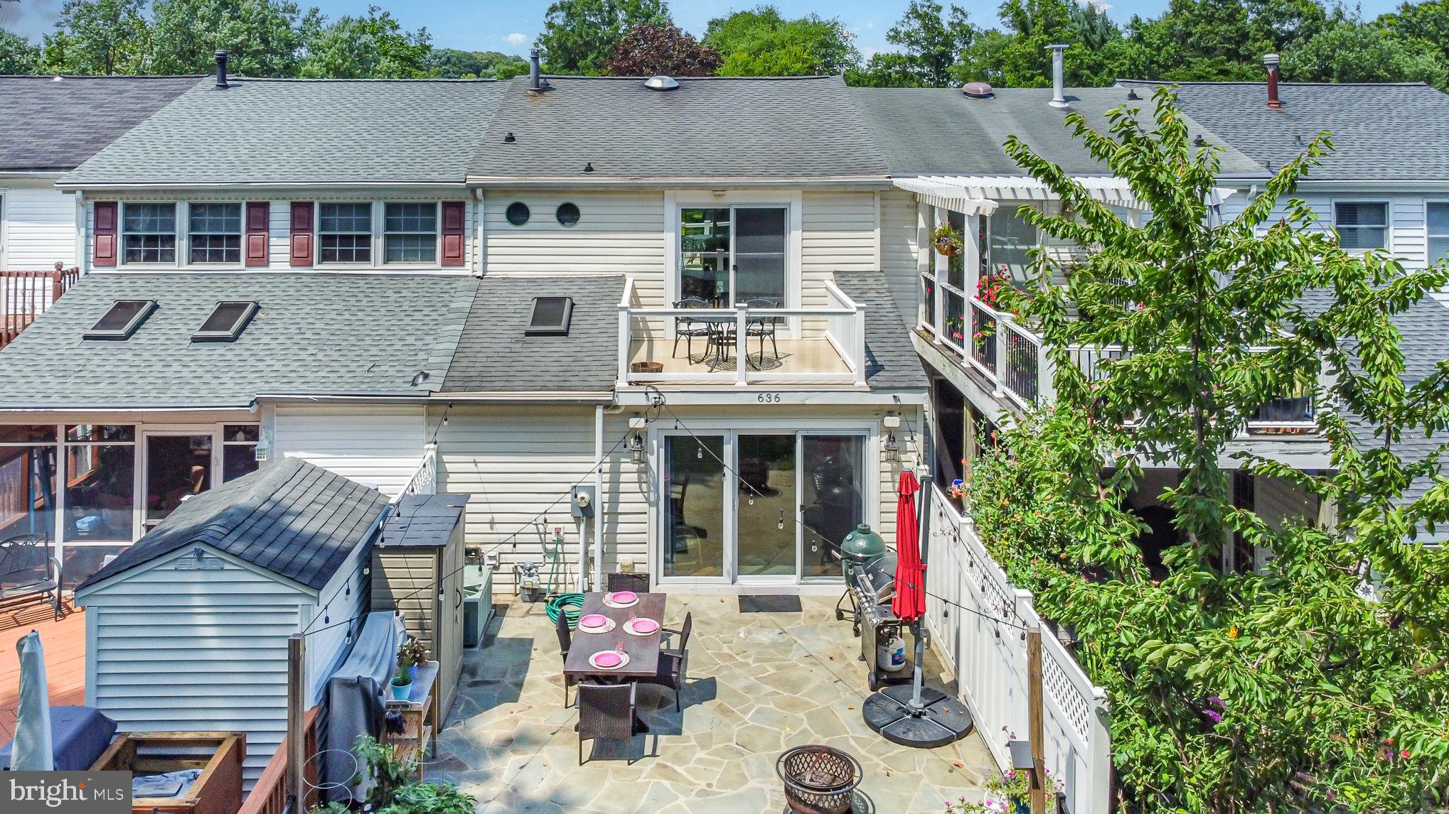 636 TOWNE CENTER DRIVE