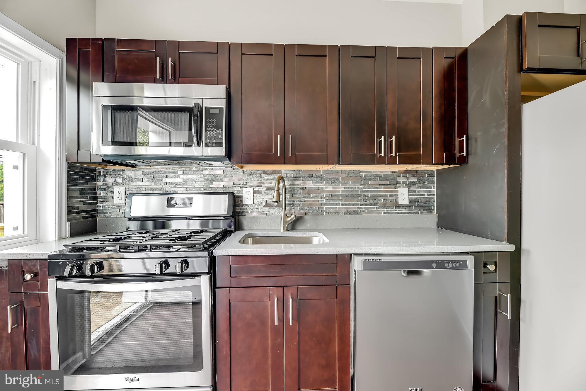 BELAIR-EDISON - Residential Lease