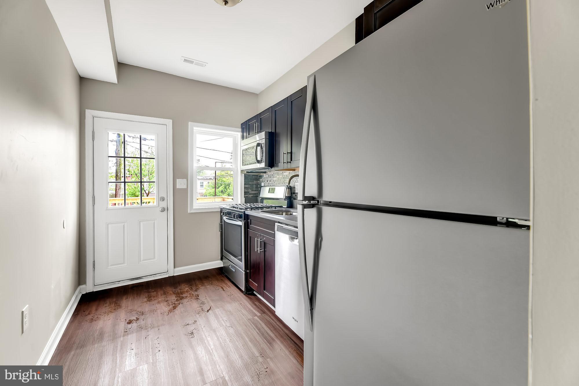 BELAIR-EDISON - Residential Lease