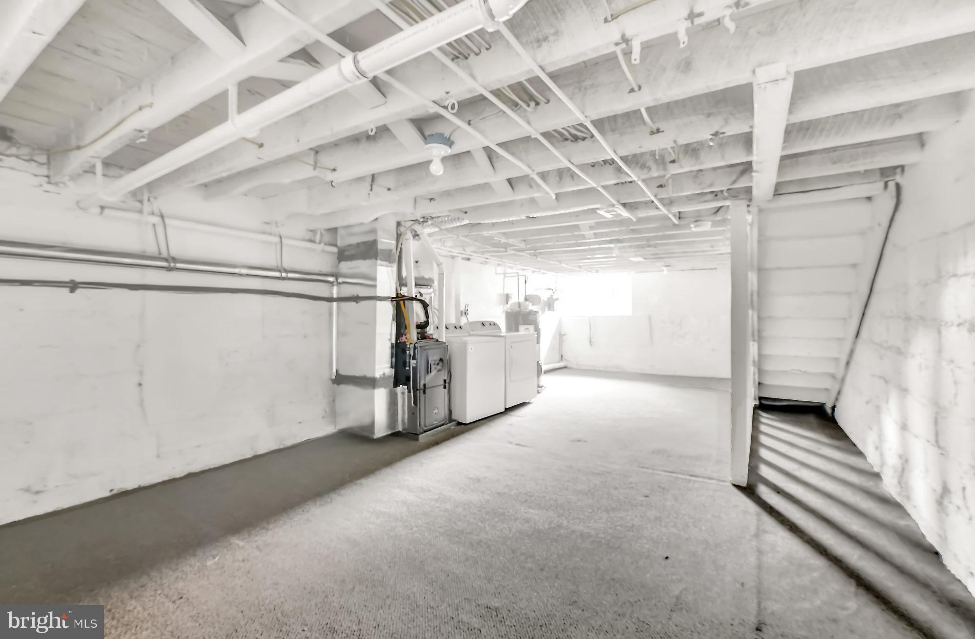 BELAIR-EDISON - Residential Lease