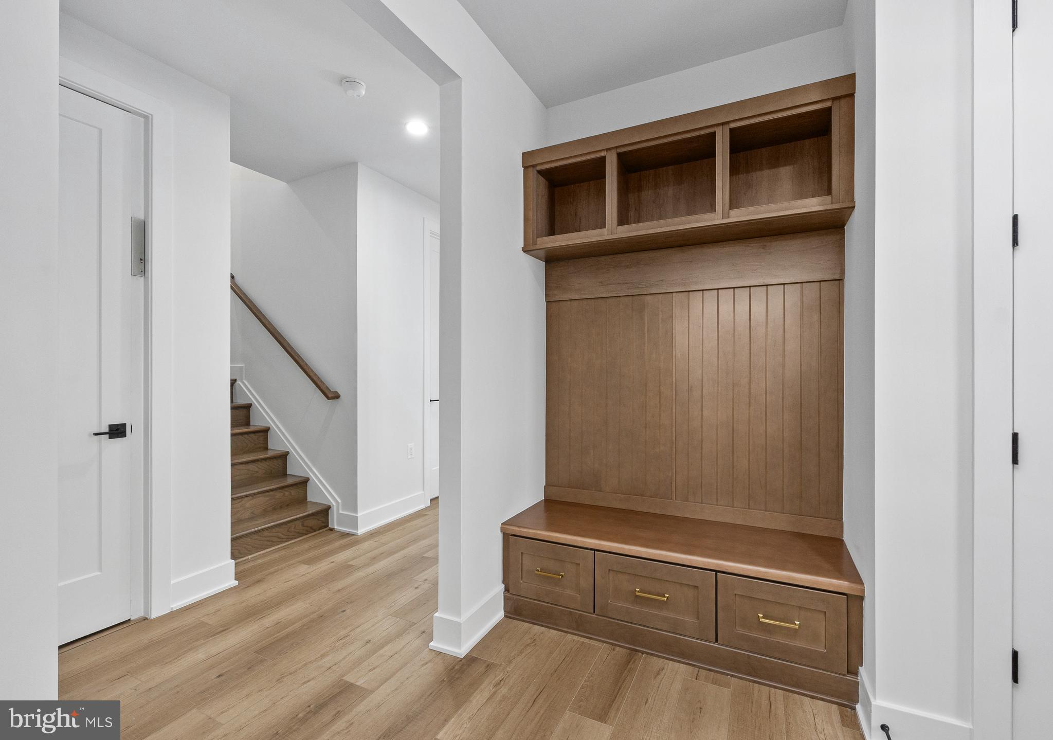 CHEVY CHASE CROSSING - Residential