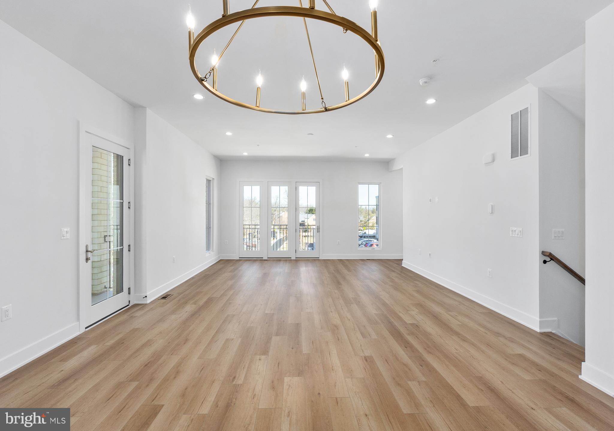 CHEVY CHASE CROSSING - Residential