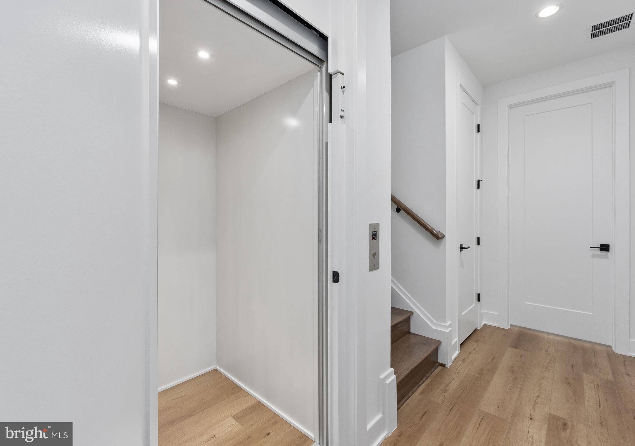 CHEVY CHASE CROSSING - Residential