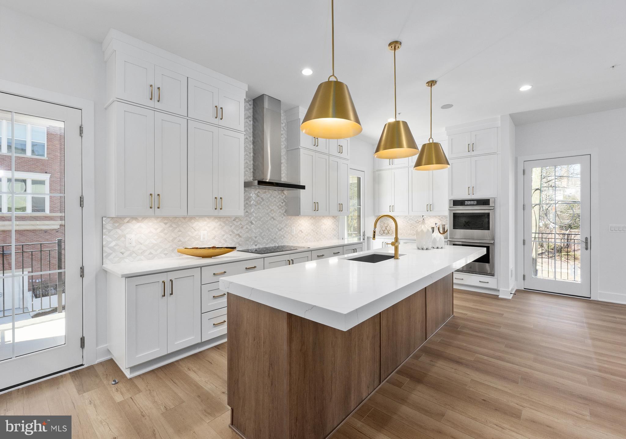 CHEVY CHASE CROSSING - Residential