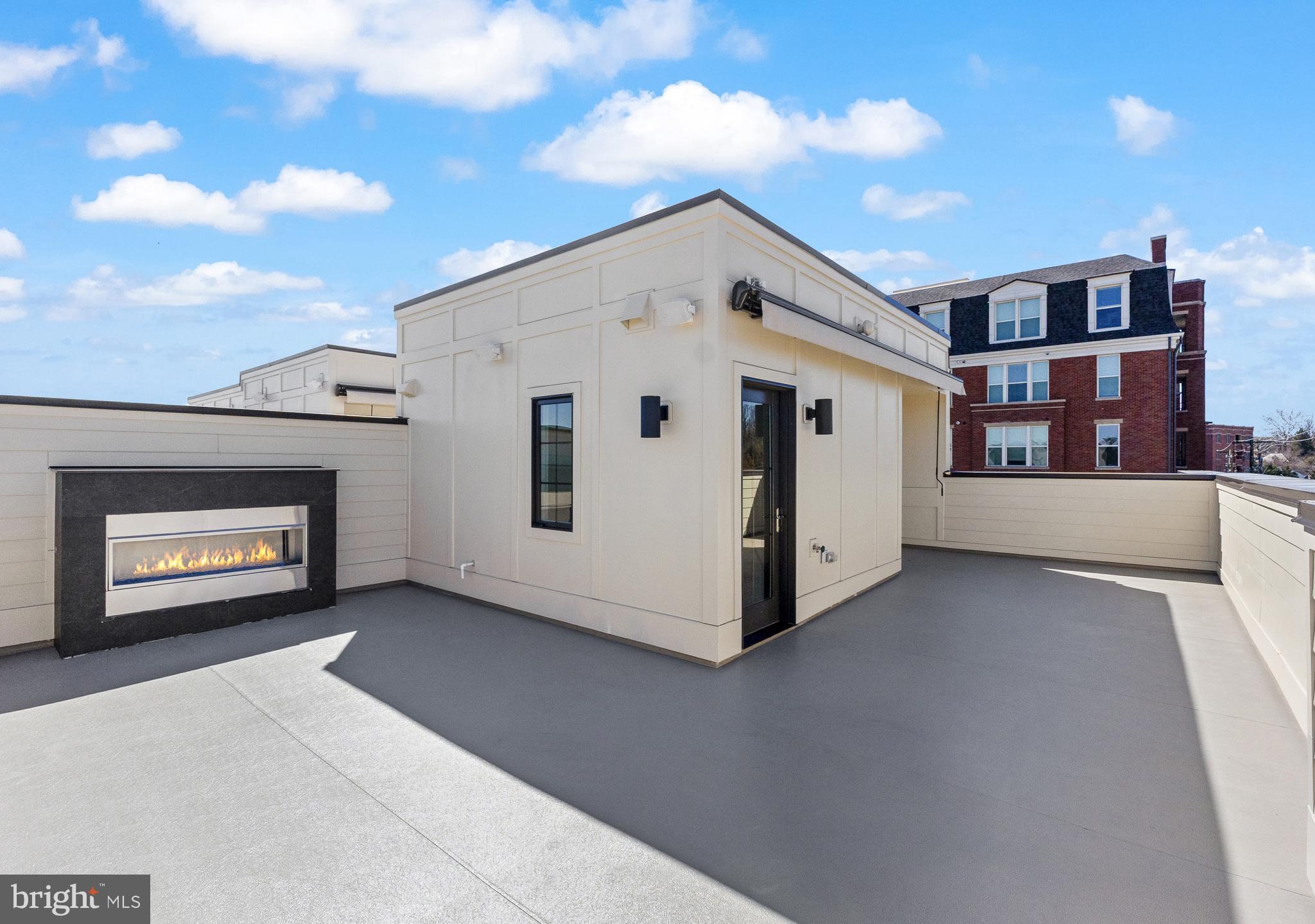 CHEVY CHASE CROSSING - Residential