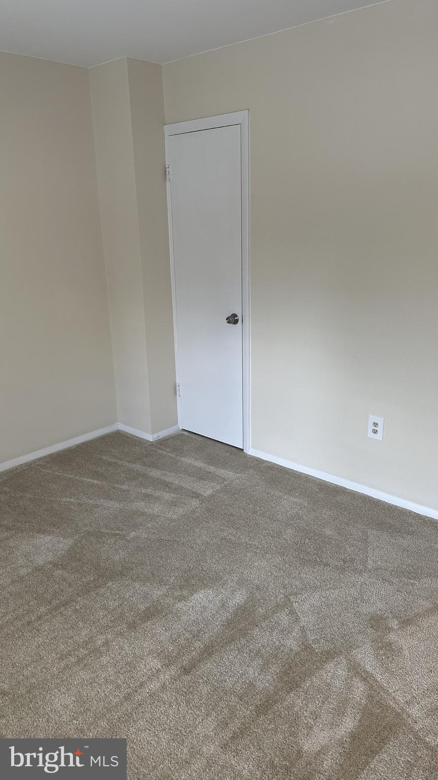 ROCKLEDGE CLUSTERS CONDO - Residential