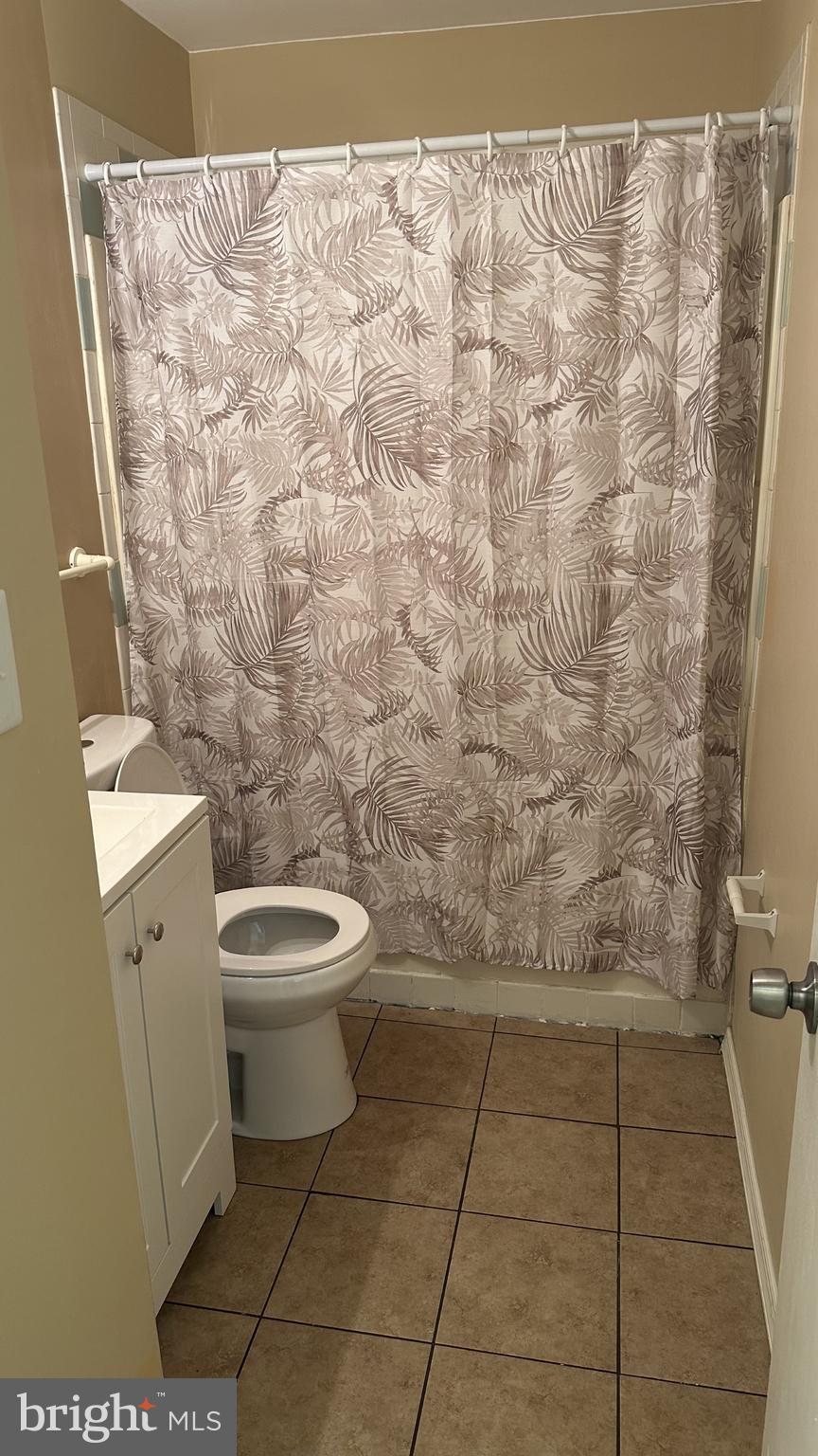 ROCKLEDGE CLUSTERS CONDO - Residential