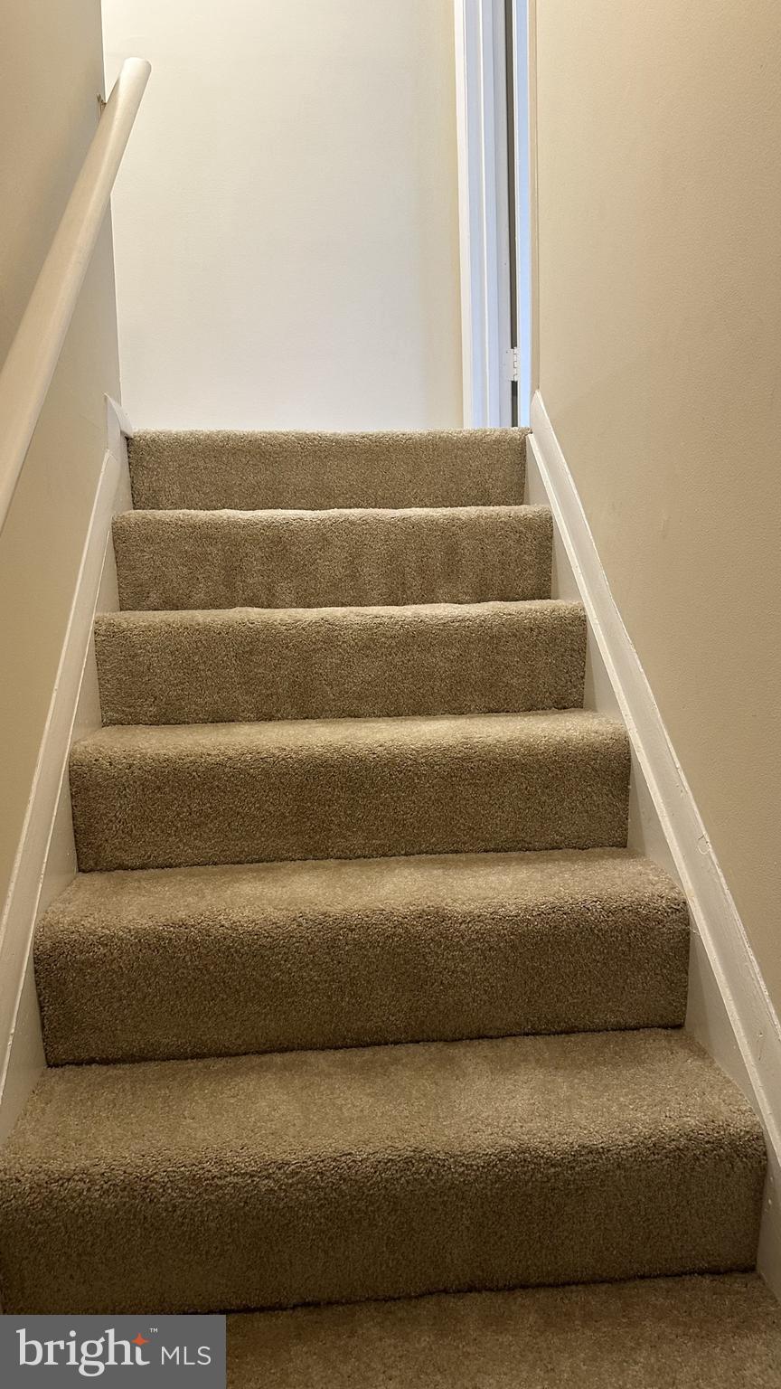 ROCKLEDGE CLUSTERS CONDO - Residential