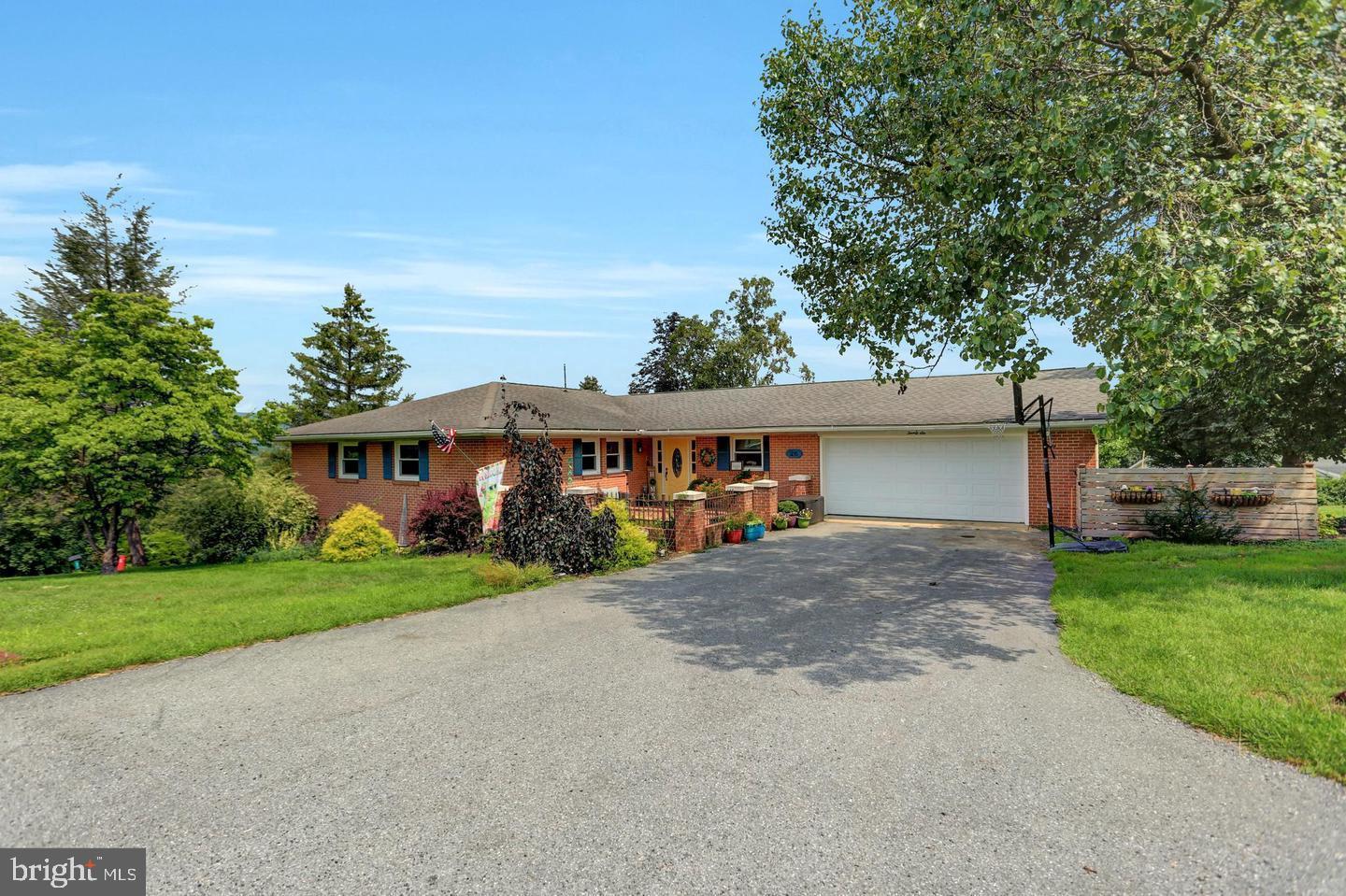 26 KENSINGTON DRIVE