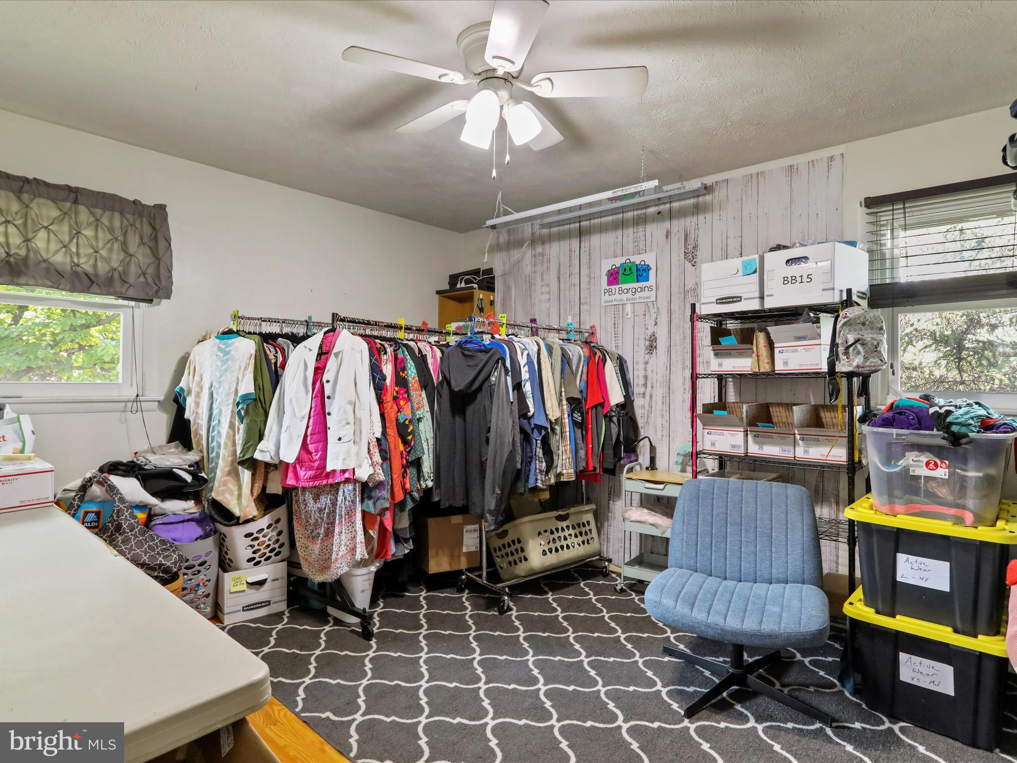 KENSINGTON HEIGHTS - Residential