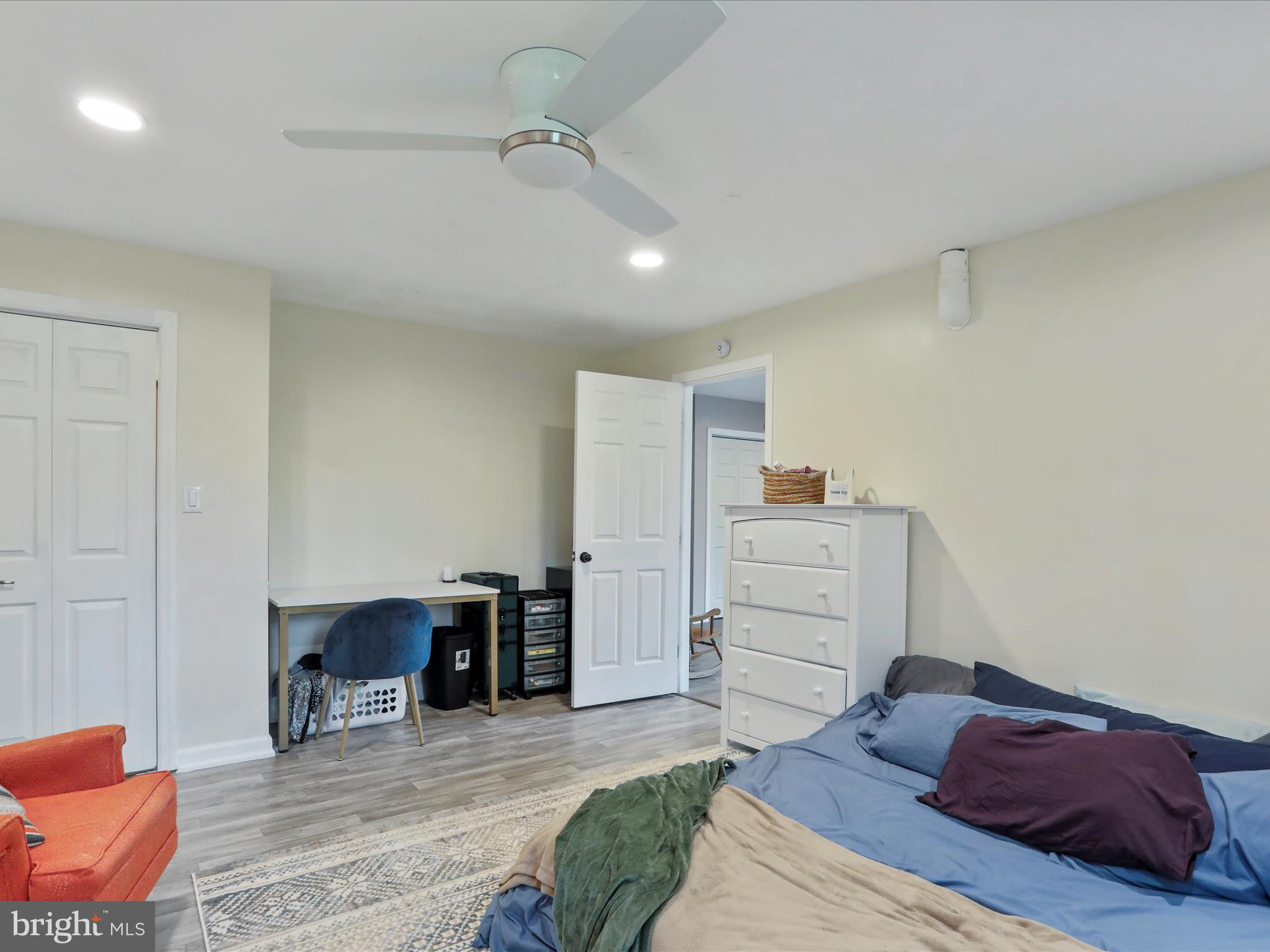 KENSINGTON HEIGHTS - Residential