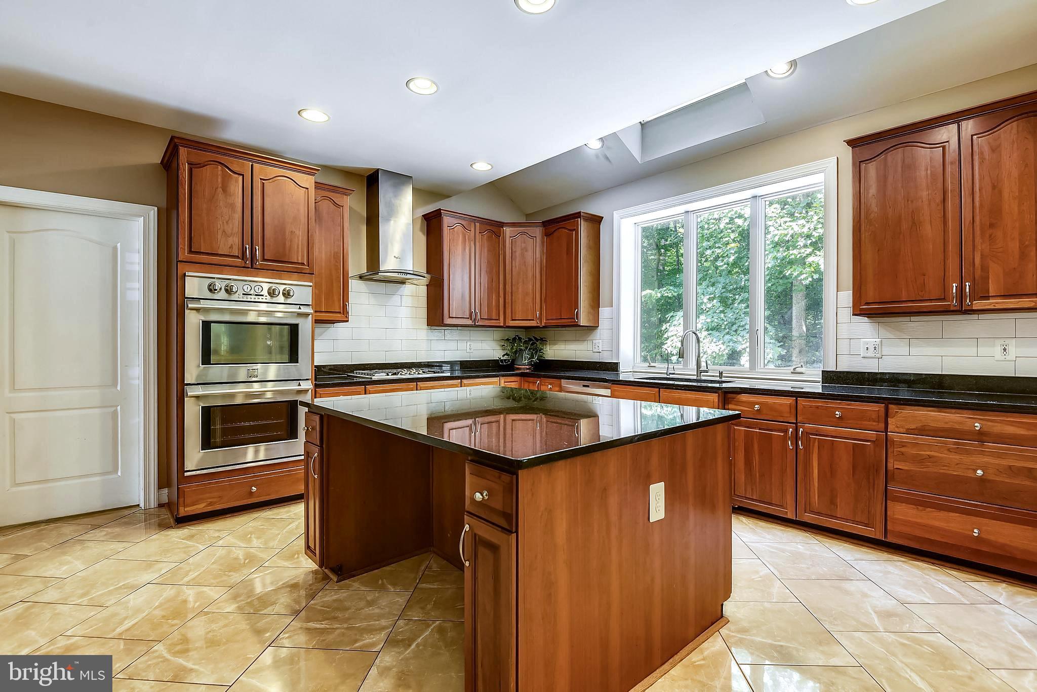 ANNAPOLIS PRESERVE - Residential