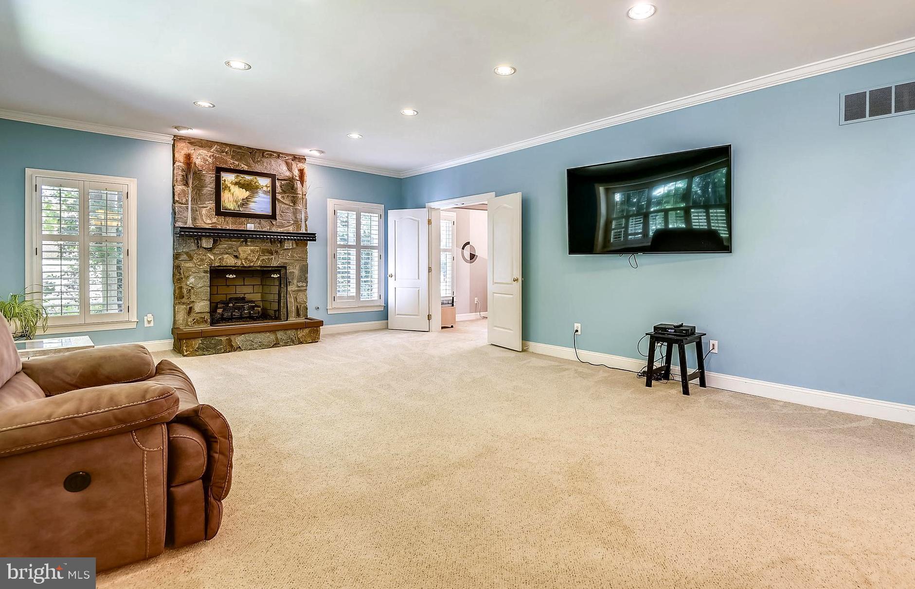 ANNAPOLIS PRESERVE - Residential