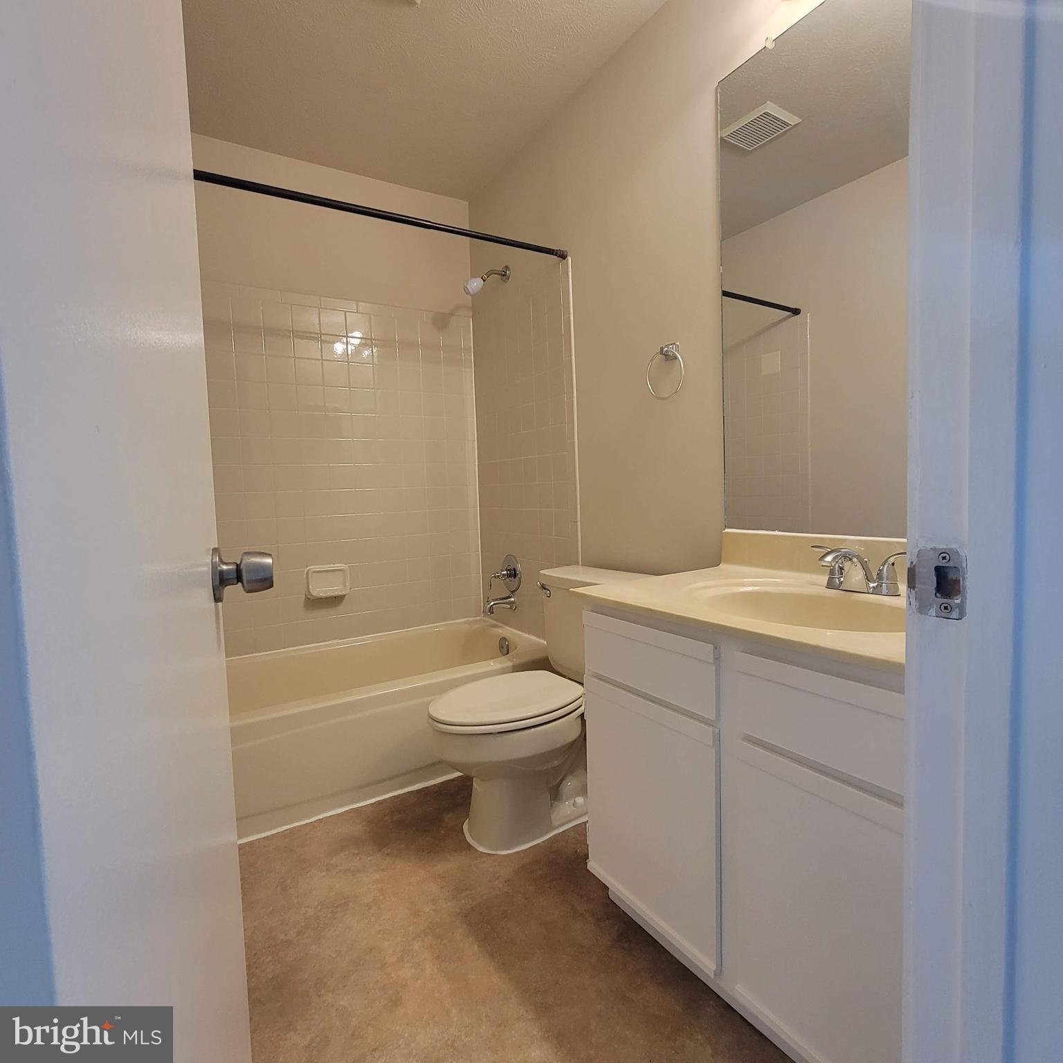 LORDS LANDING - Residential Lease