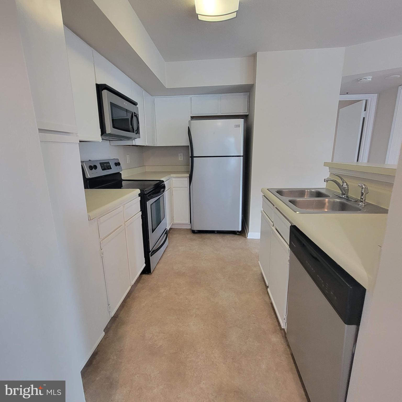 LORDS LANDING - Residential Lease