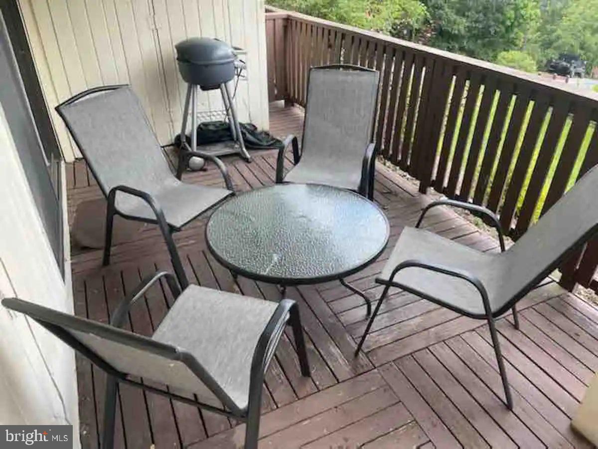 THE HILL CONDOS - Residential