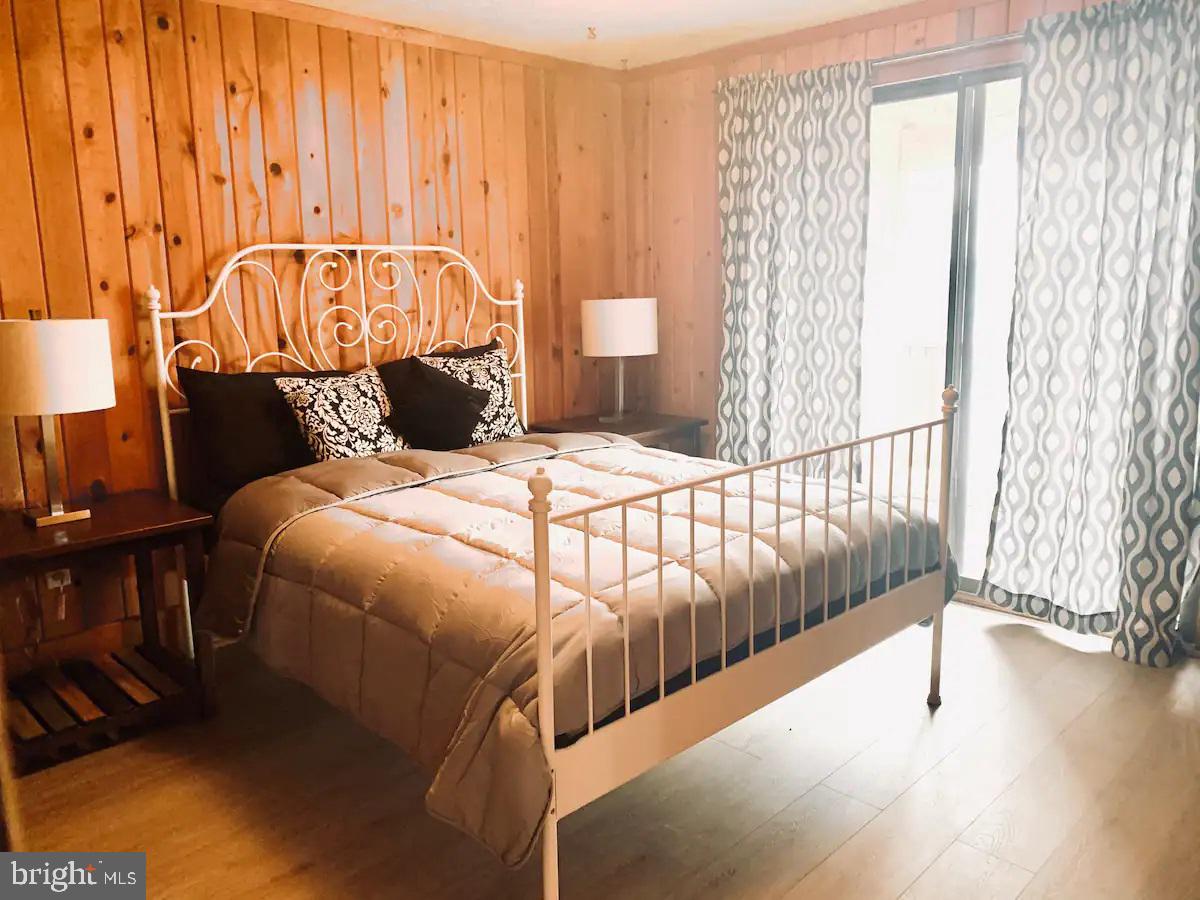 THE HILL CONDOS - Residential