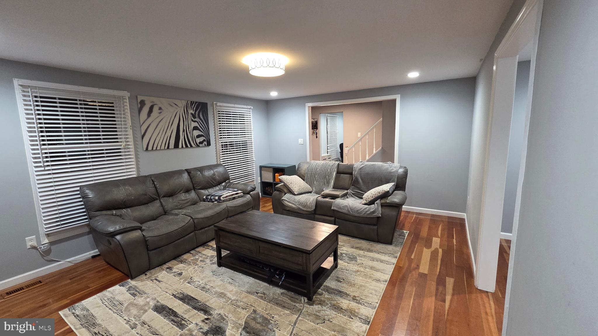 QUINCE ORCHARD MANOR - Residential Lease