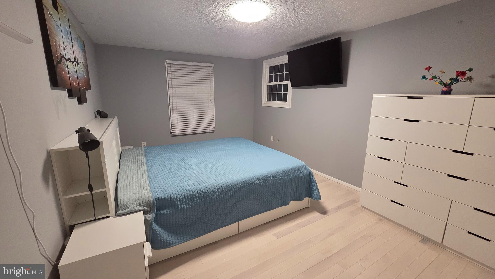 QUINCE ORCHARD MANOR - Residential Lease