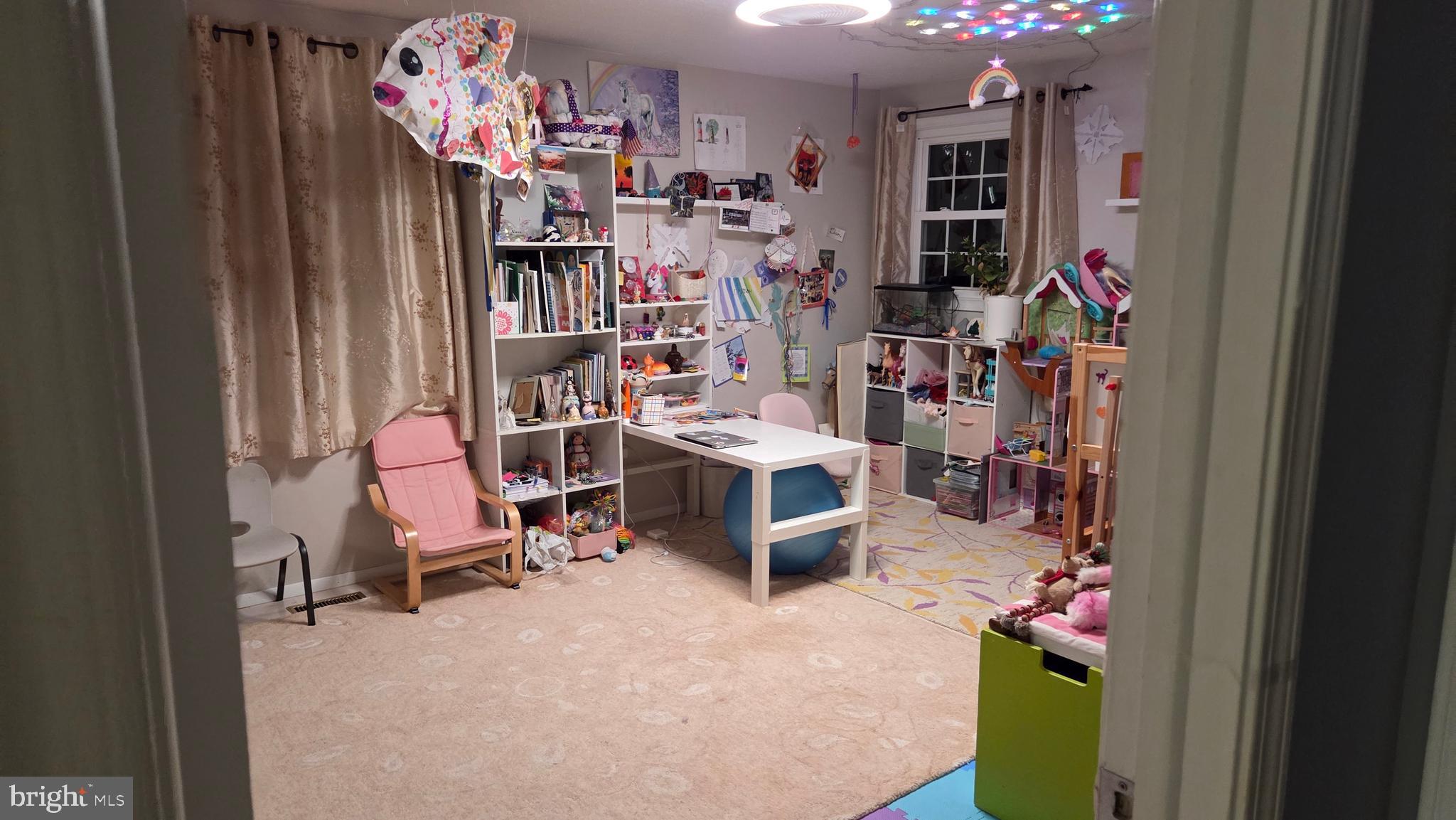 QUINCE ORCHARD MANOR - Residential Lease