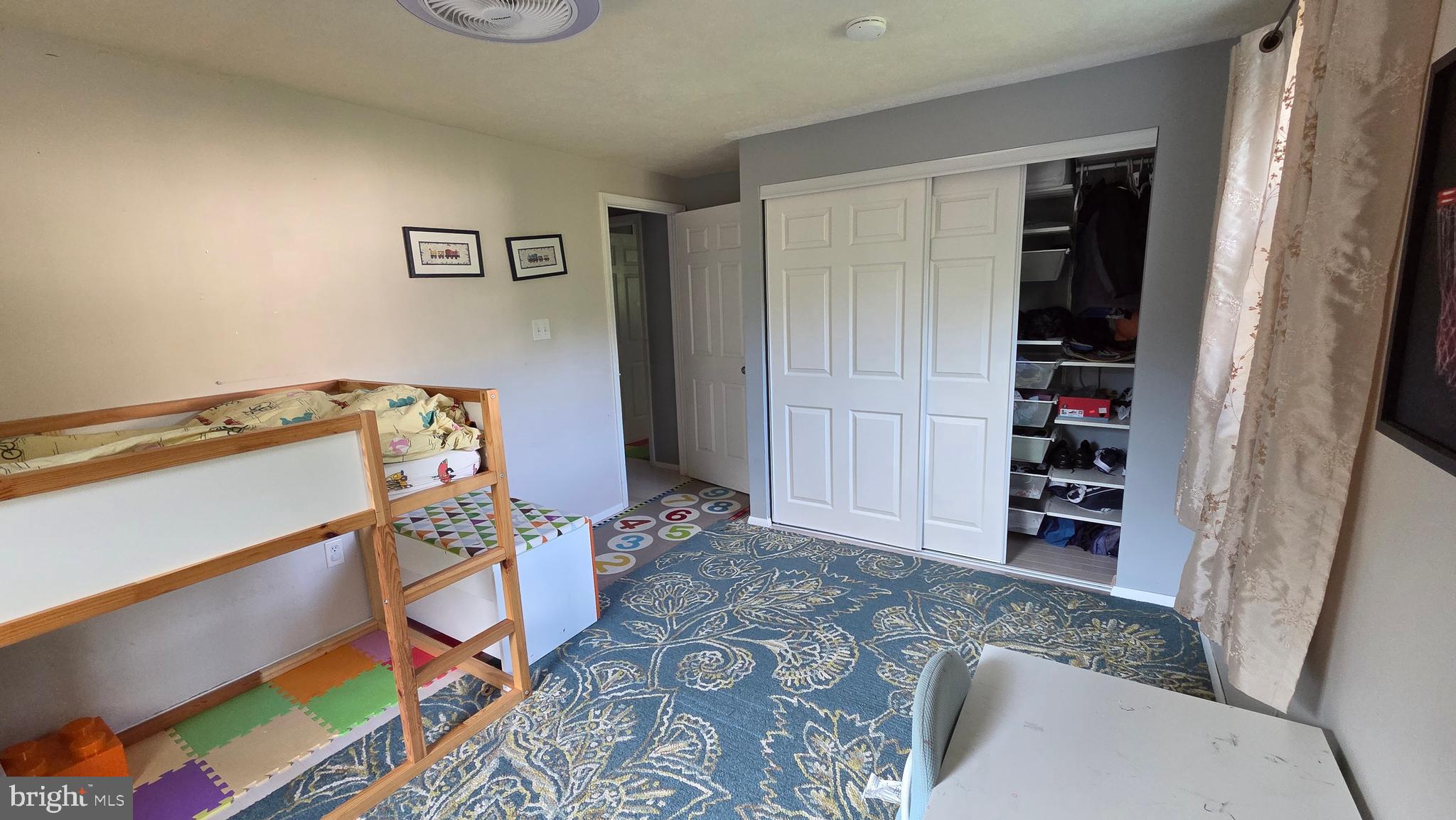 QUINCE ORCHARD MANOR - Residential Lease