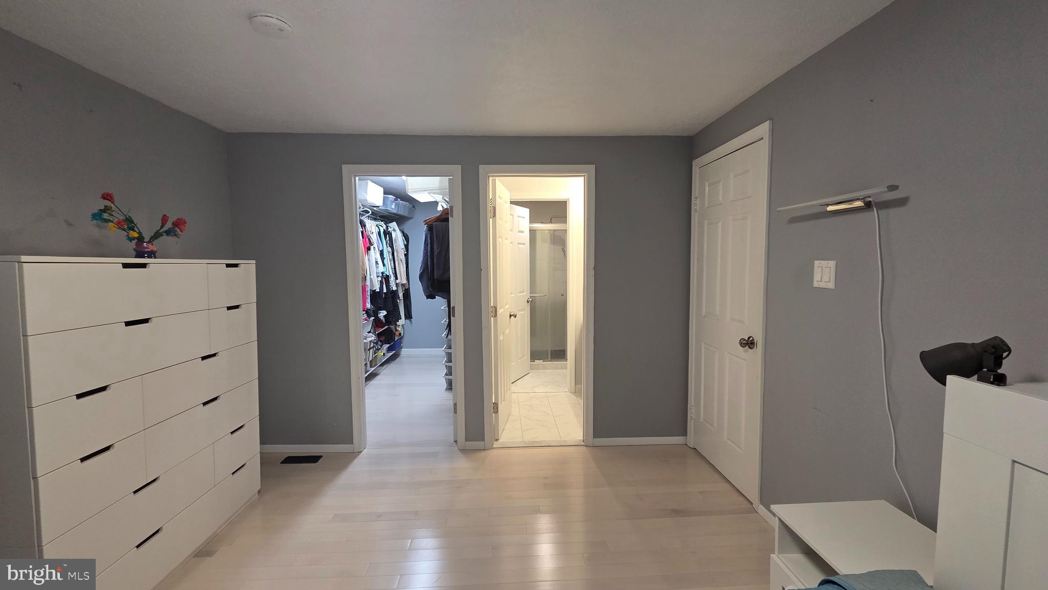 QUINCE ORCHARD MANOR - Residential Lease