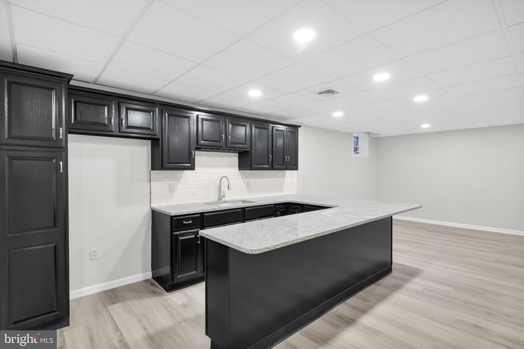 BROADHEAD MANOR - Residential