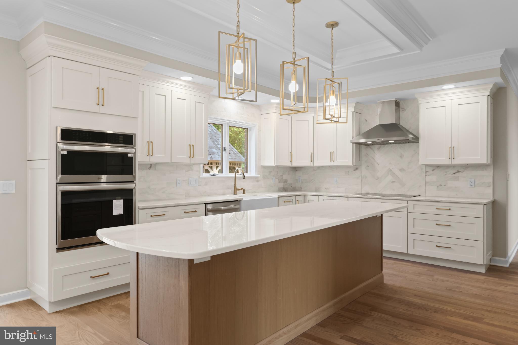 BROADHEAD MANOR - Residential