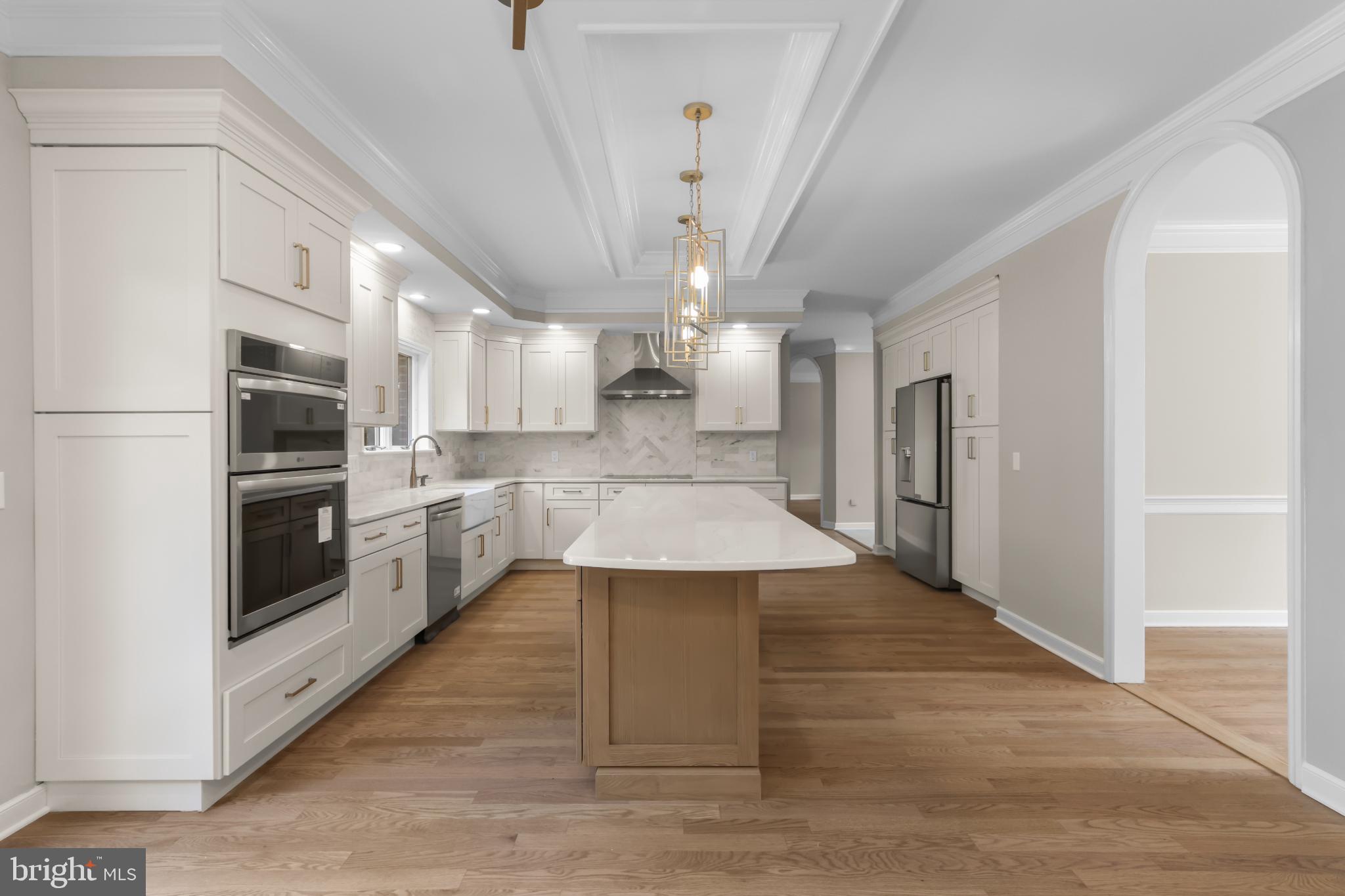 BROADHEAD MANOR - Residential