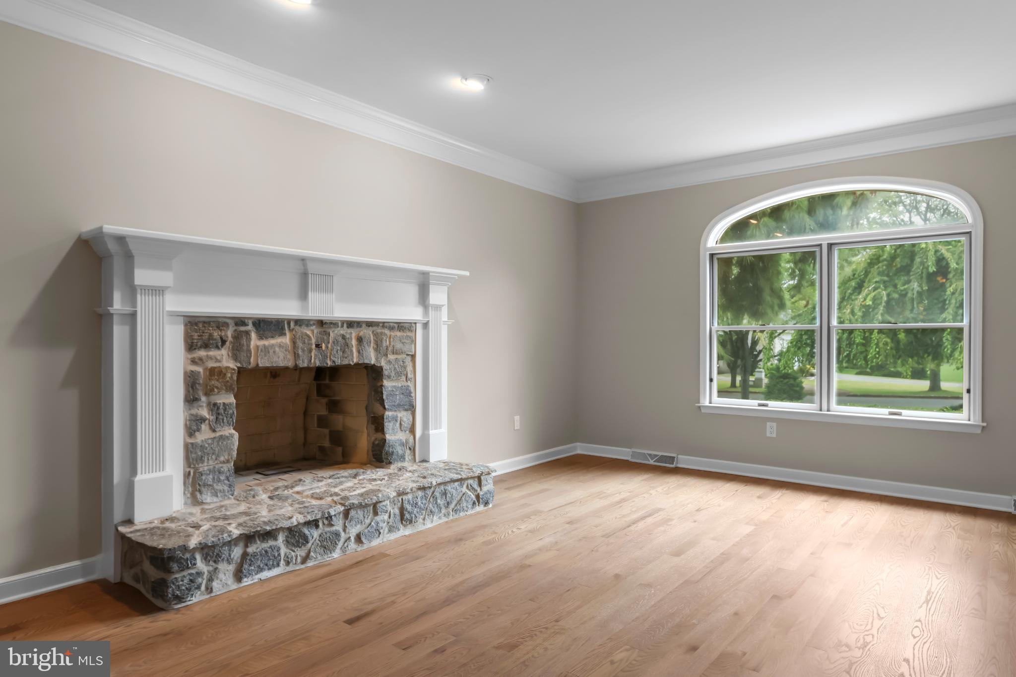 BROADHEAD MANOR - Residential