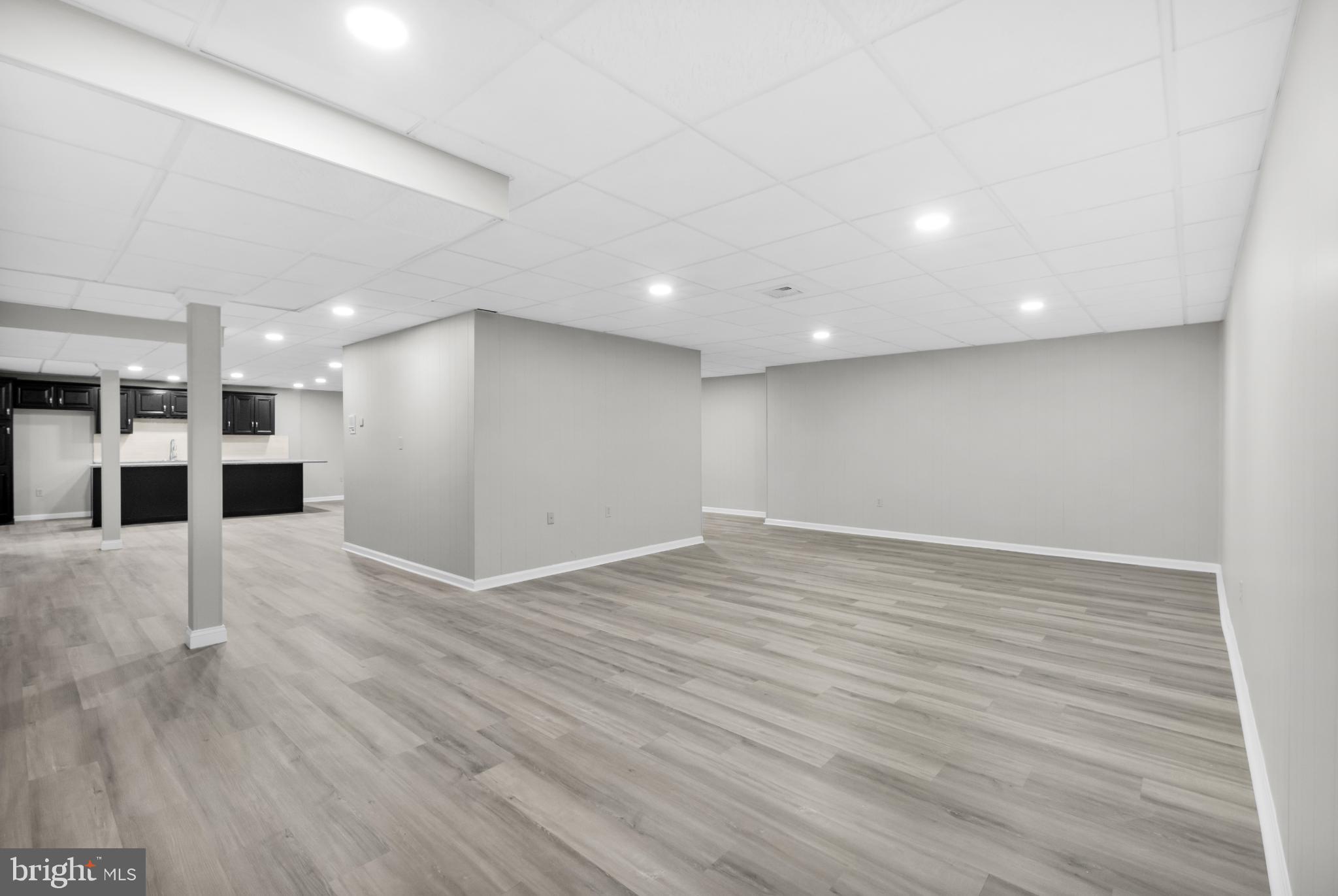 BROADHEAD MANOR - Residential