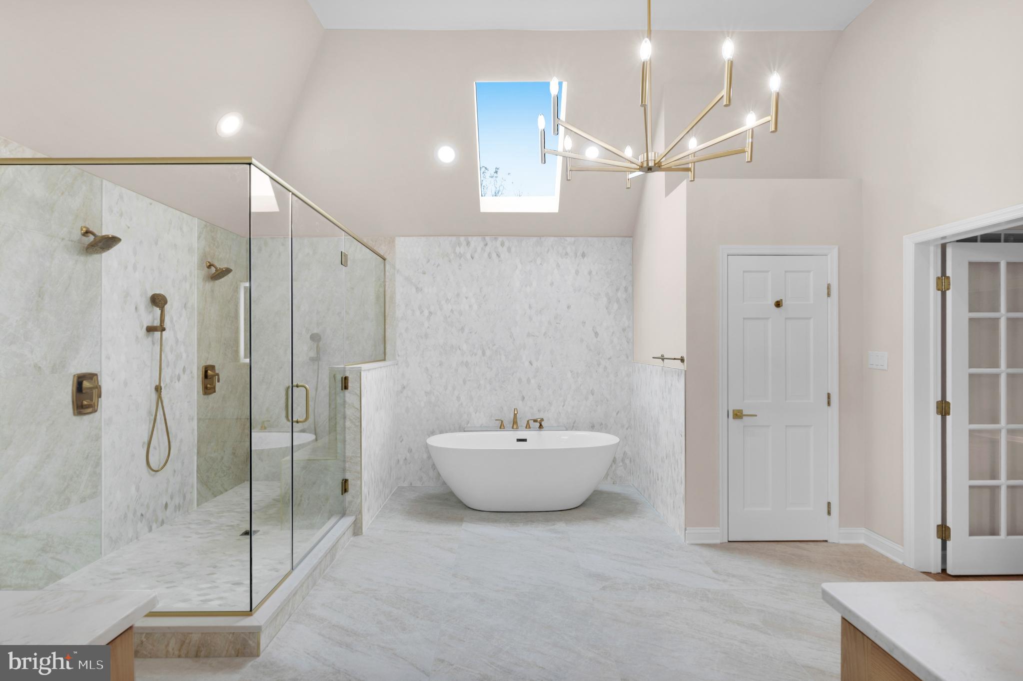 BROADHEAD MANOR - Residential