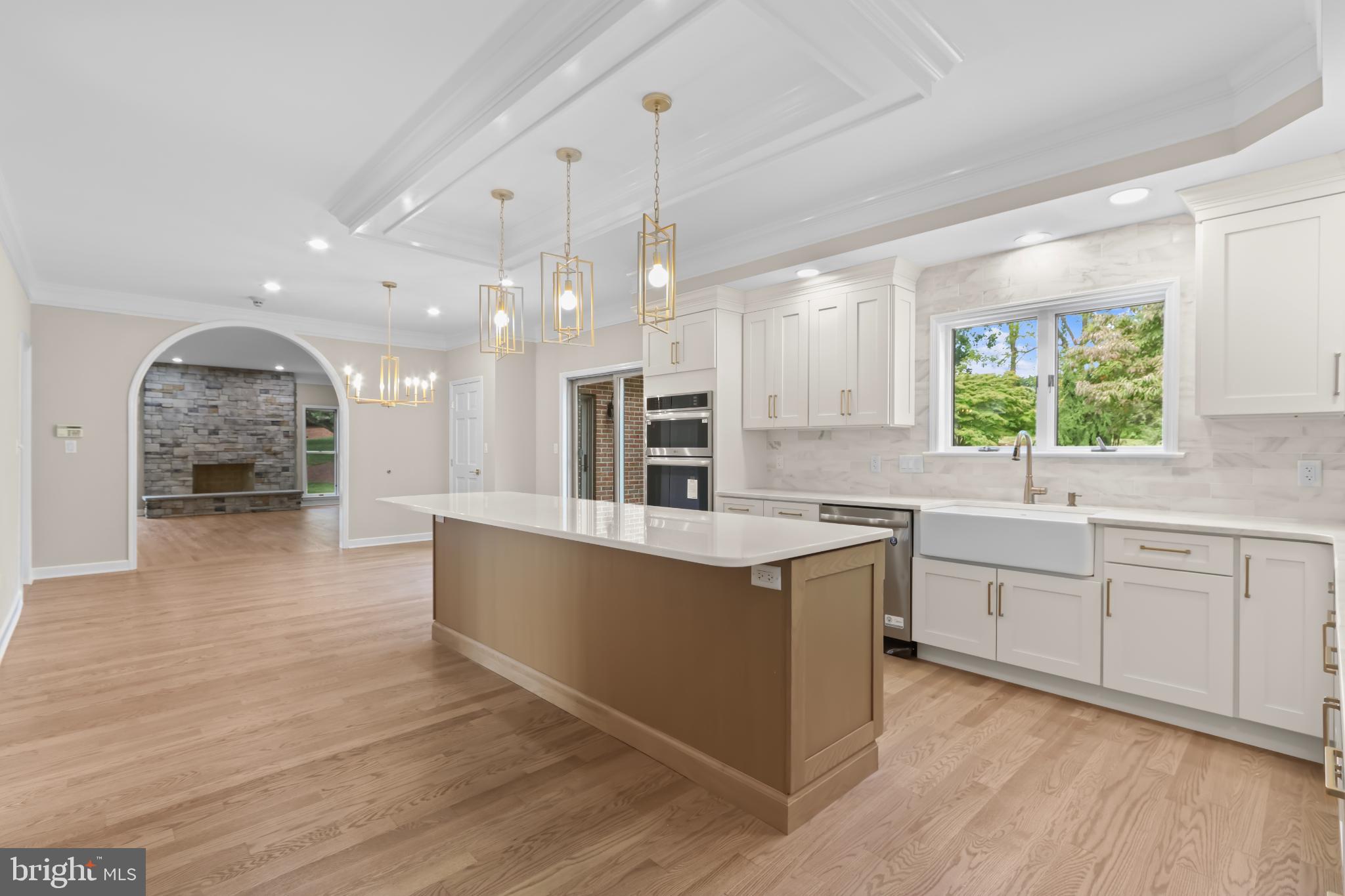 BROADHEAD MANOR - Residential