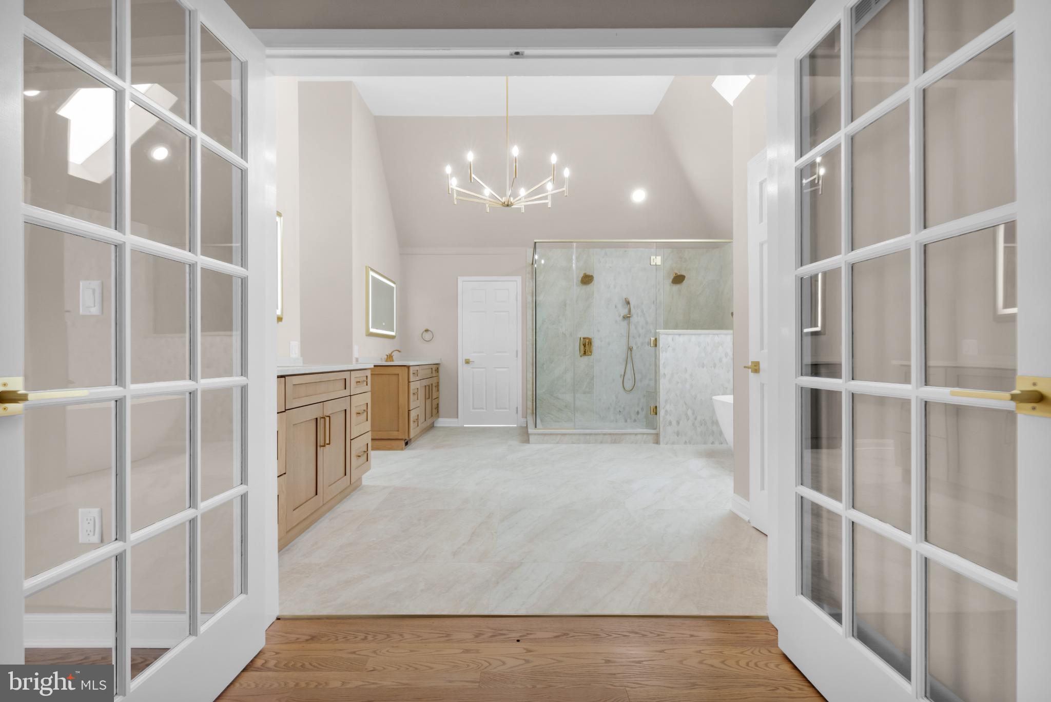 BROADHEAD MANOR - Residential