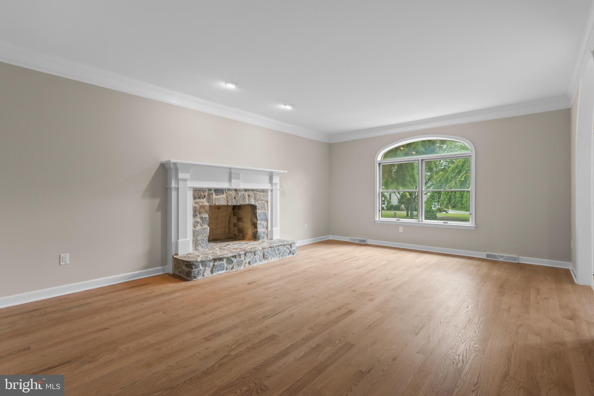 BROADHEAD MANOR - Residential