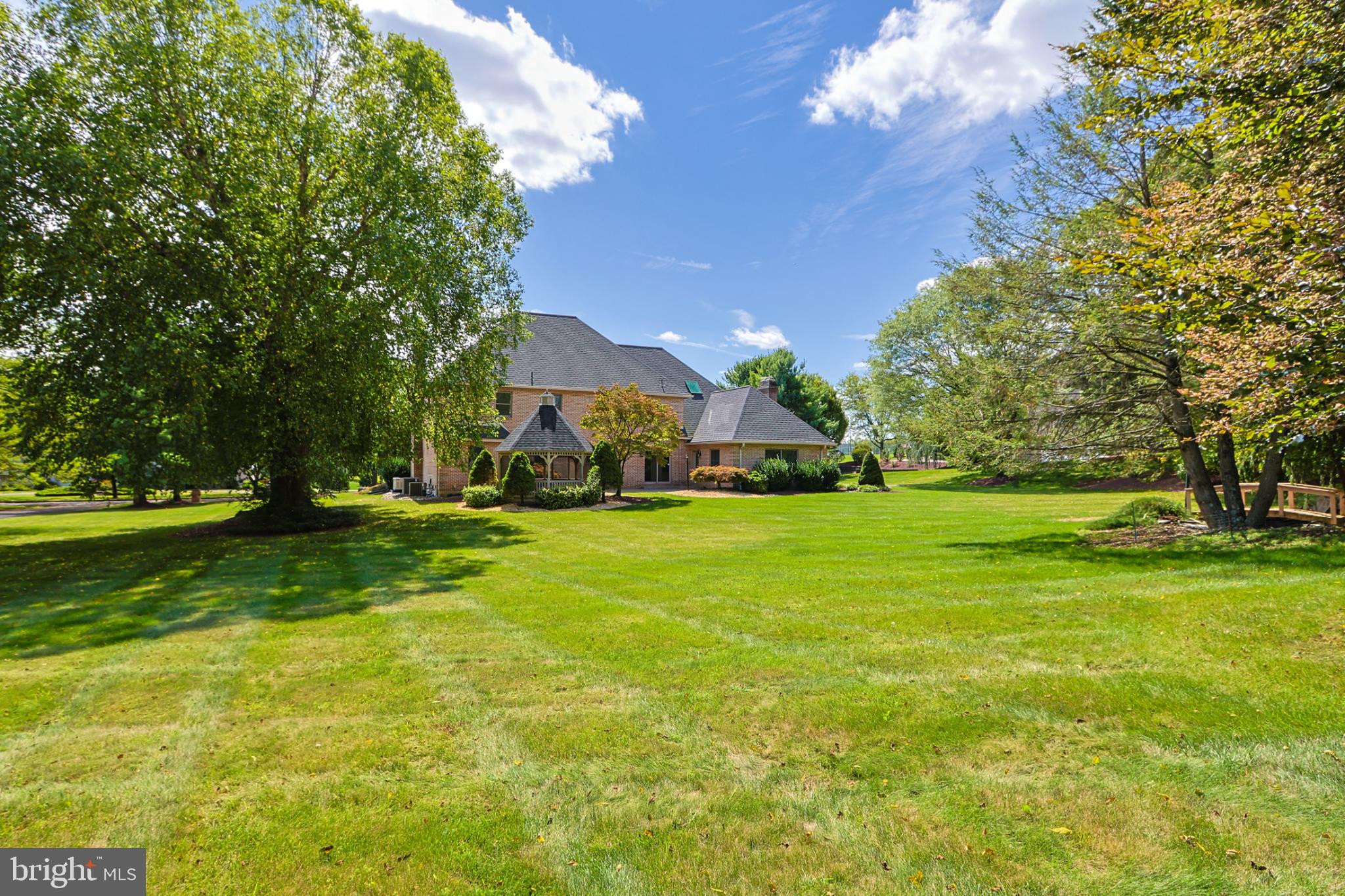 BROADHEAD MANOR - Residential