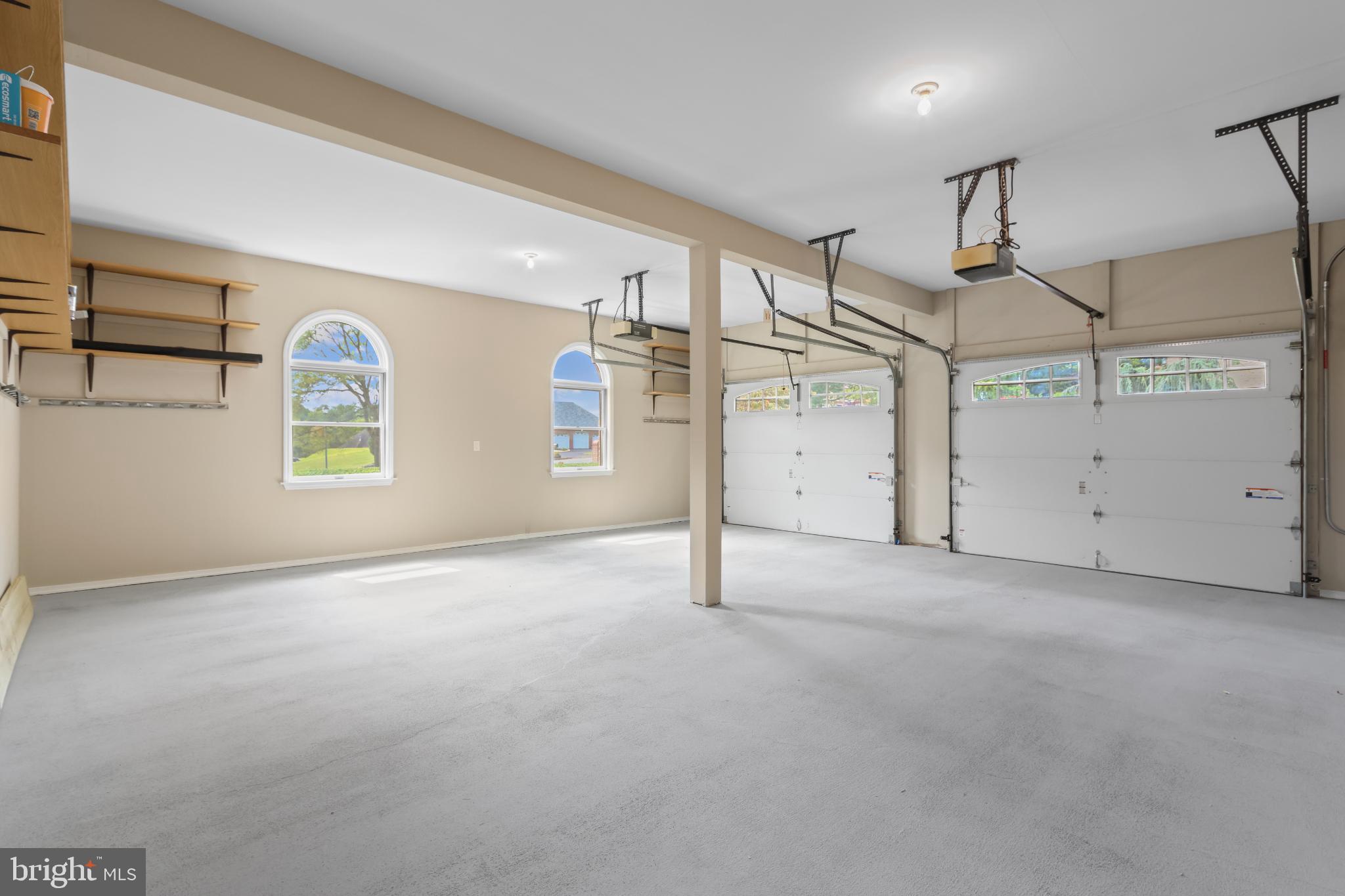 BROADHEAD MANOR - Residential