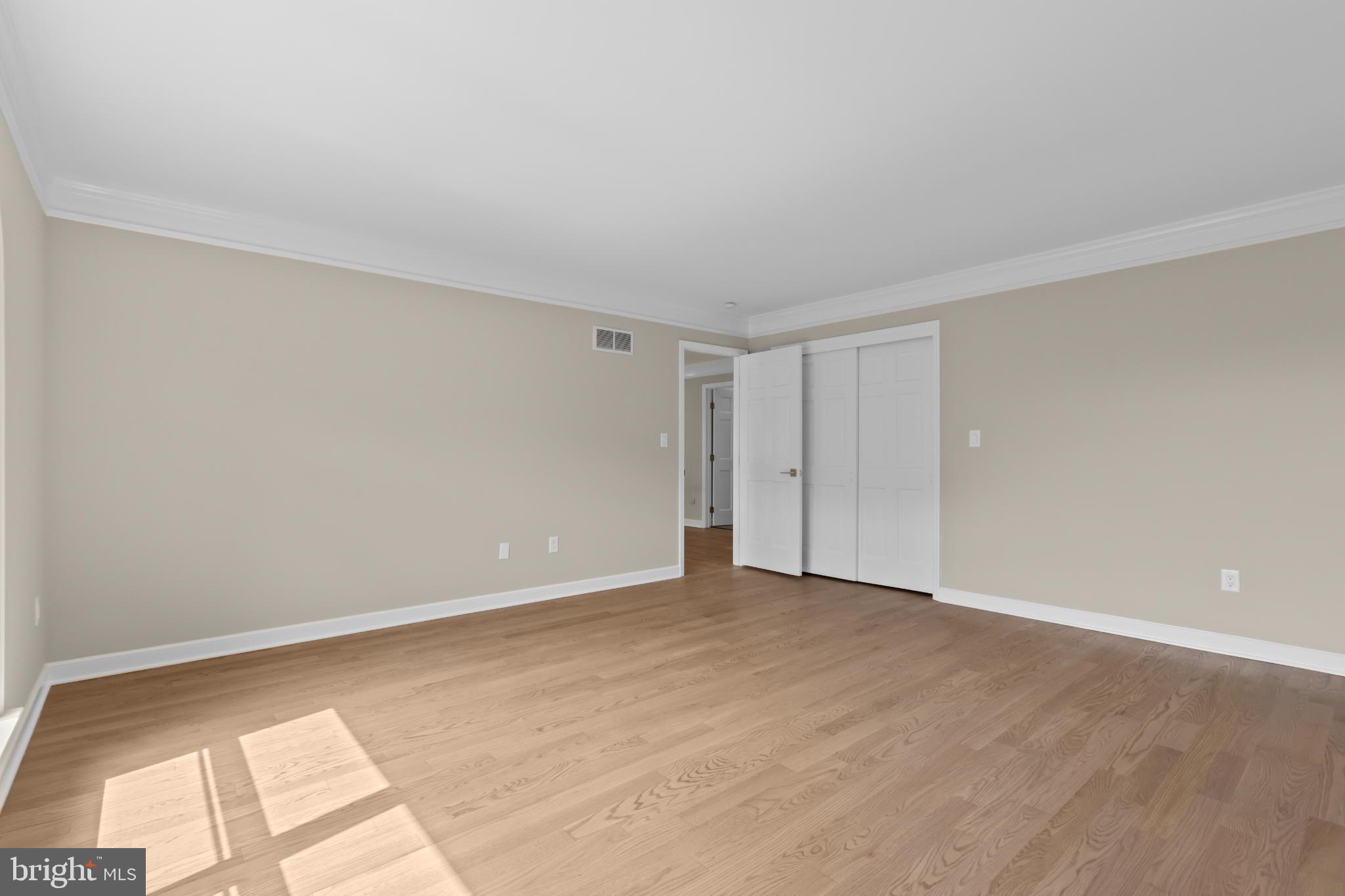 BROADHEAD MANOR - Residential