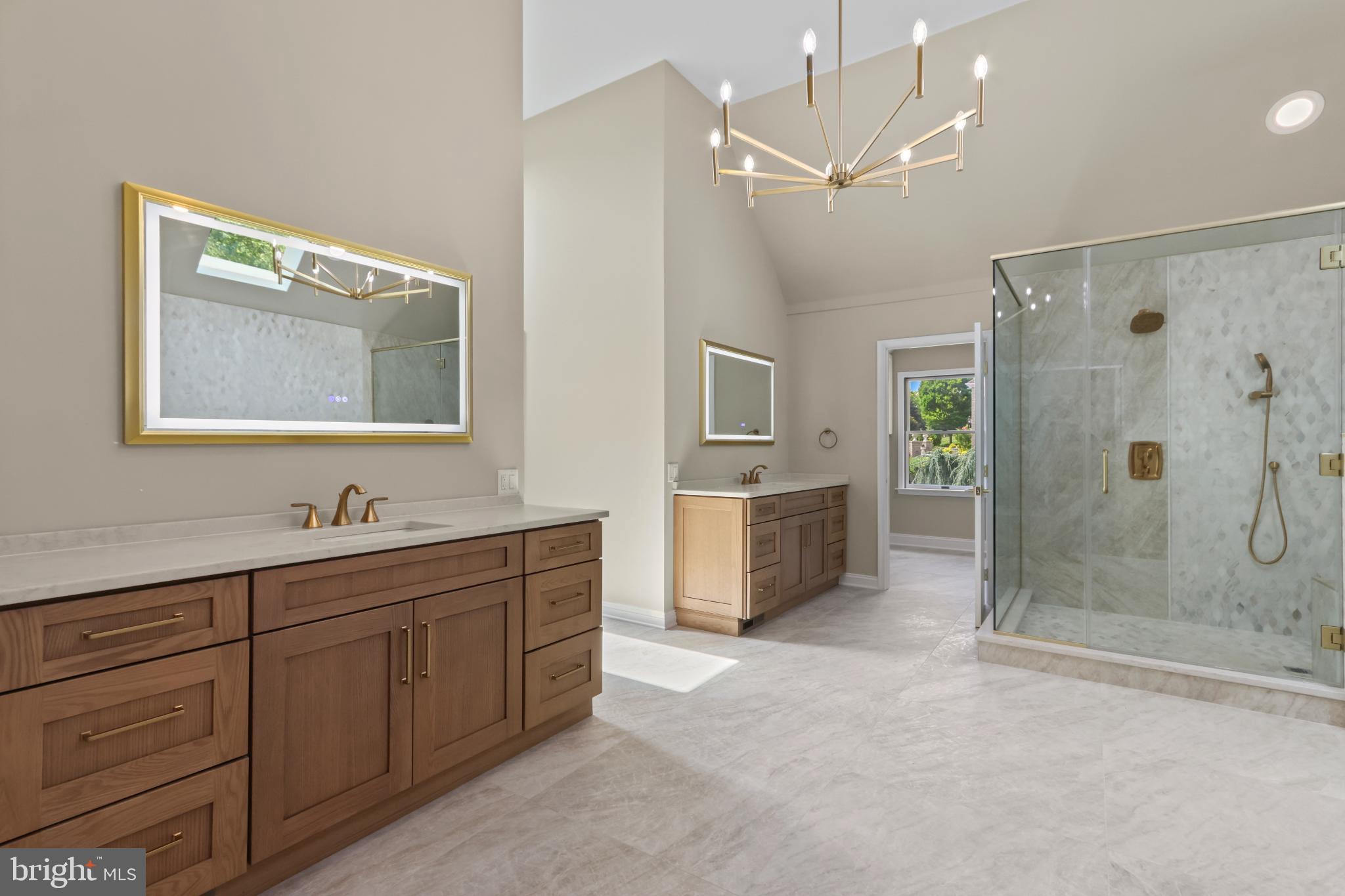 BROADHEAD MANOR - Residential