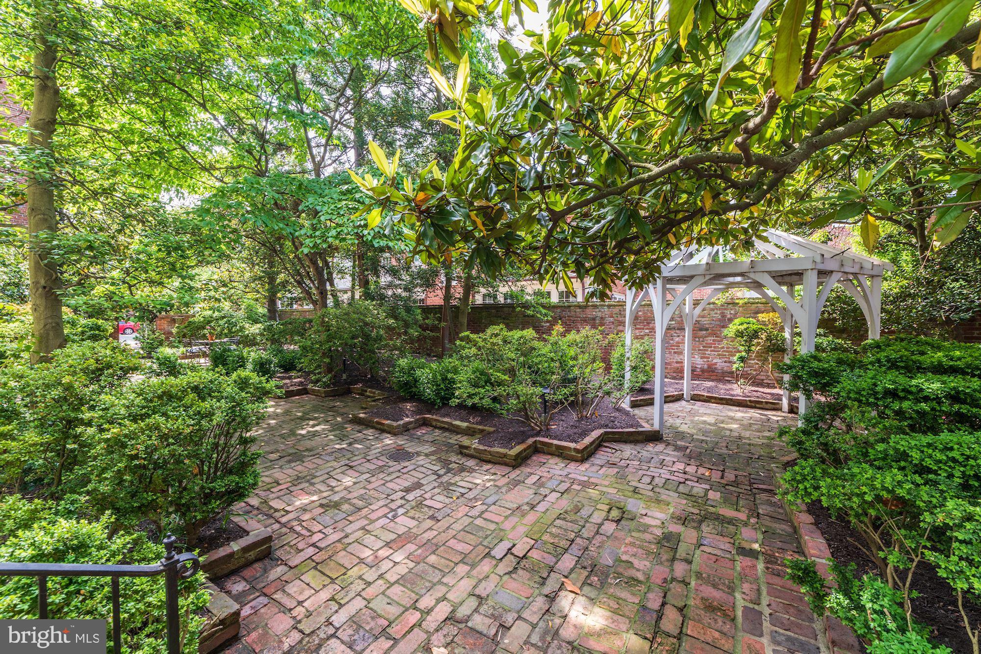 OLD TOWN SE QUADRANT - Residential