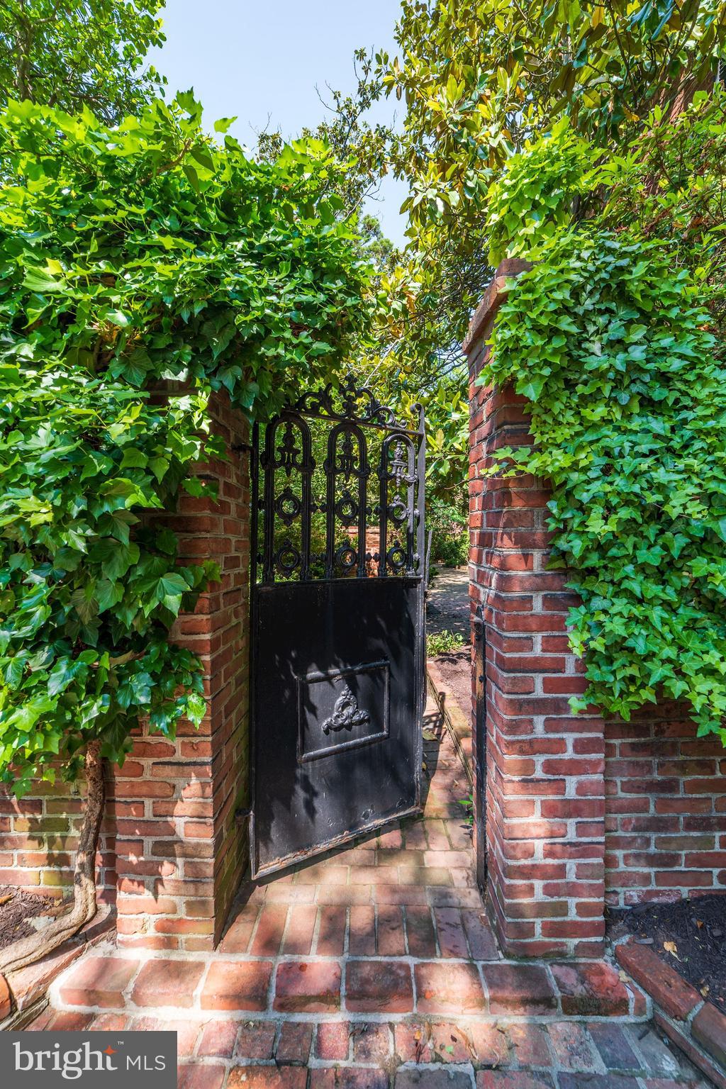 OLD TOWN SE QUADRANT - Residential