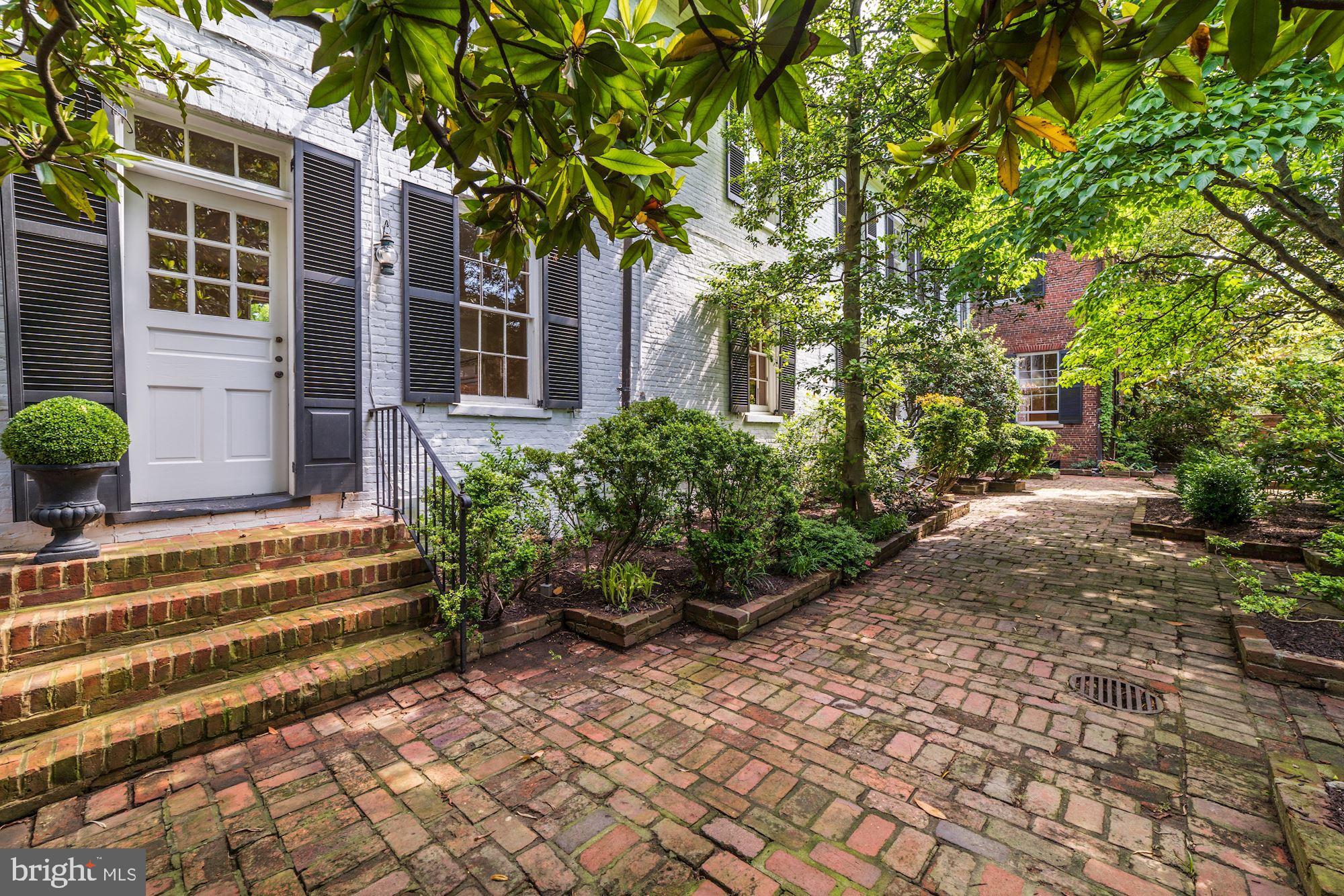 OLD TOWN SE QUADRANT - Residential