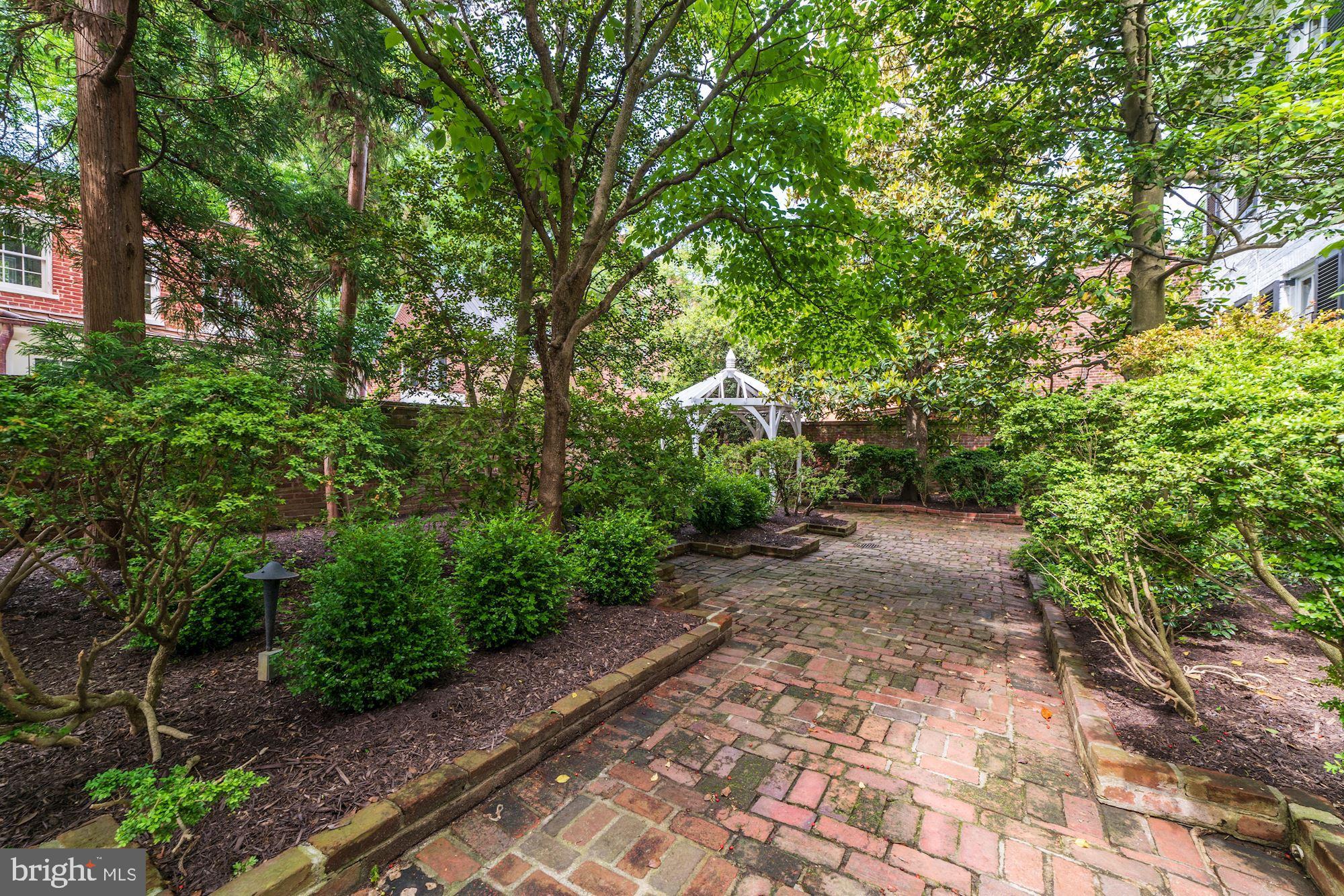 OLD TOWN SE QUADRANT - Residential